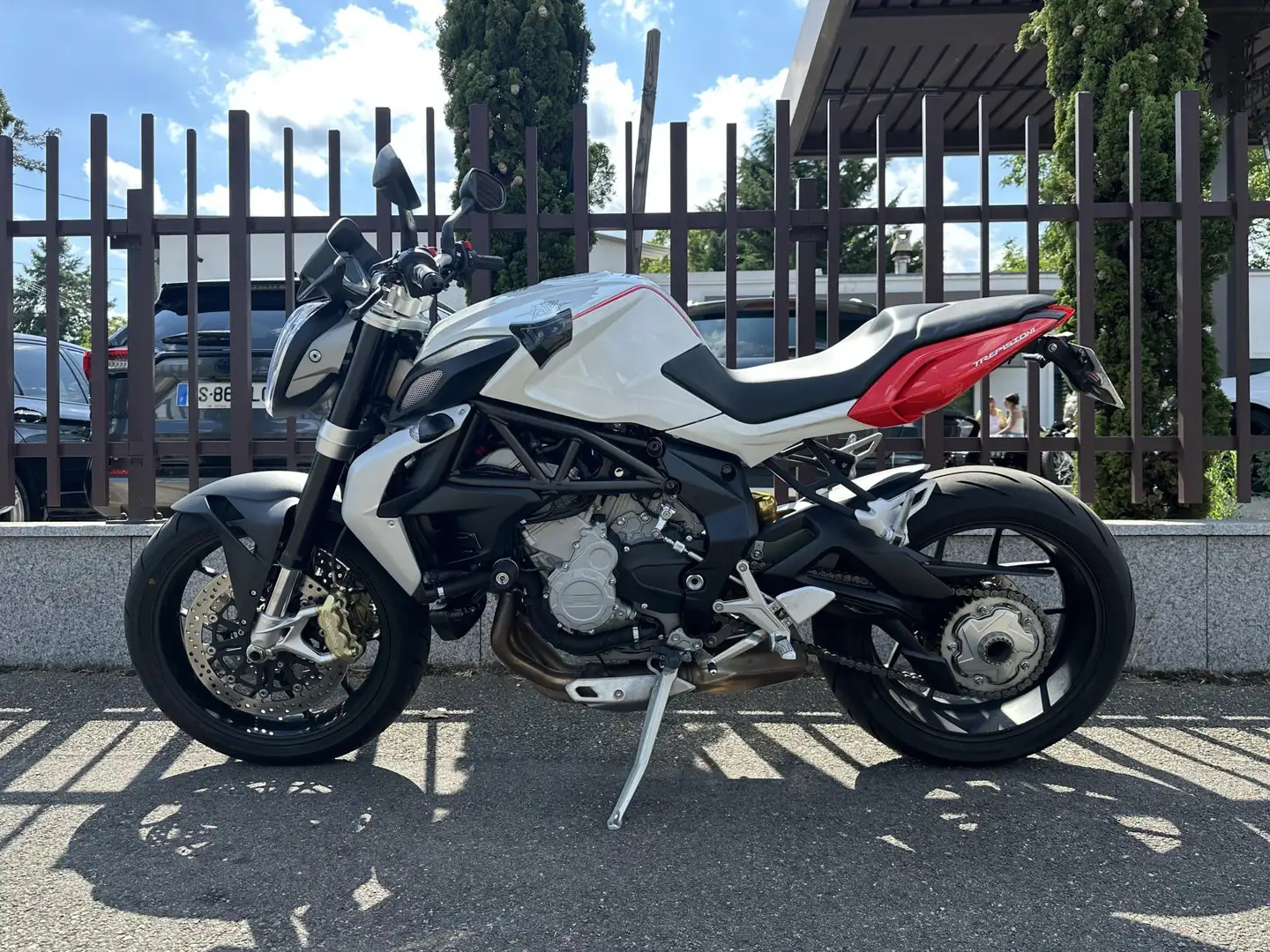 MV Agusta Brutale 800 Blanc - 2