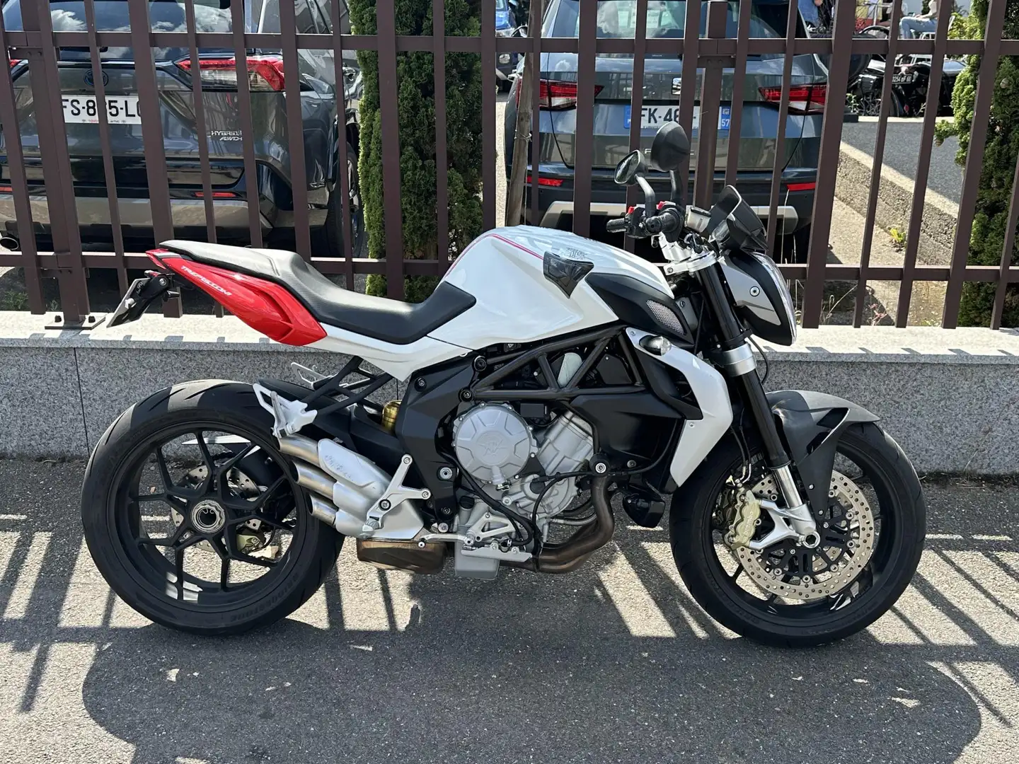 MV Agusta Brutale 800 Blanc - 1