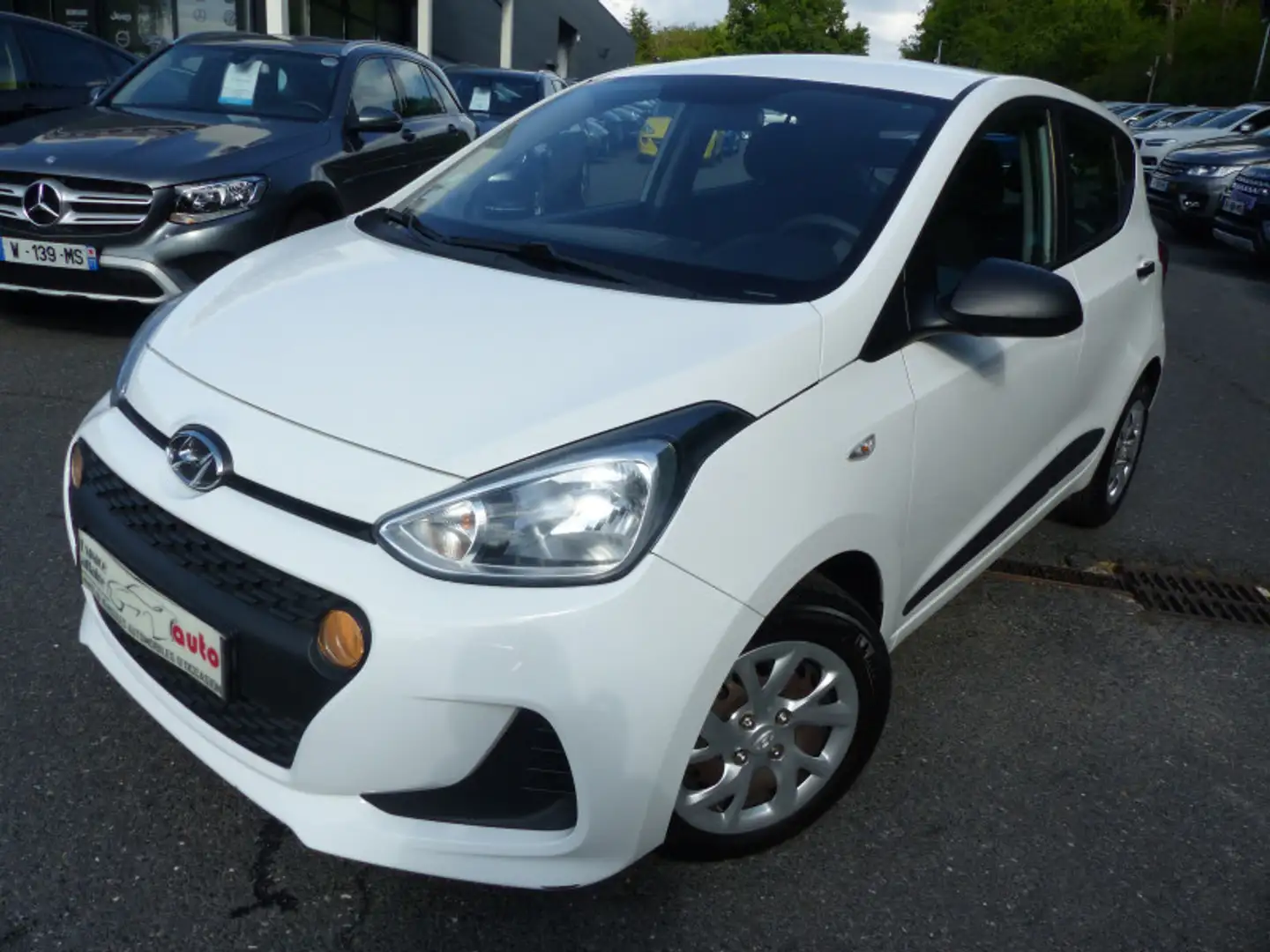 Hyundai i10 1.0 66CH INITIA Blanc - 1