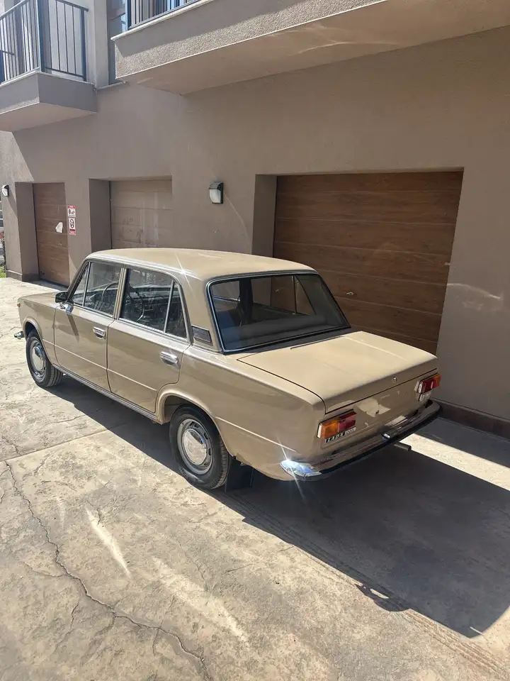 Lada 1200 S Originallack, authentisches Auto, foto 6
