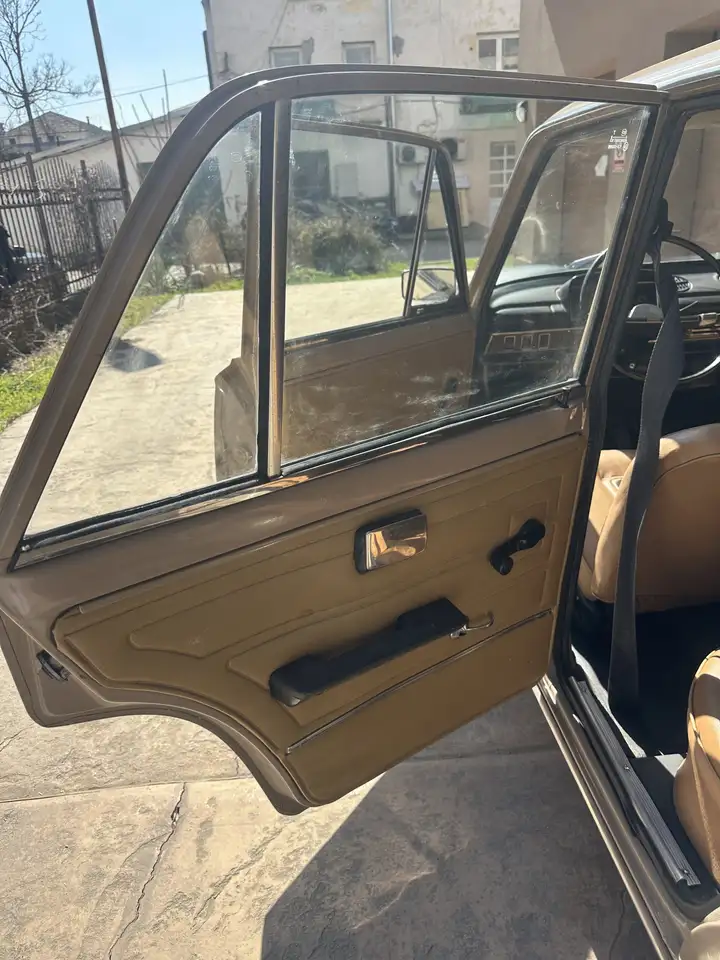 Lada 1200 S Originallack, authentisches Auto, foto 12
