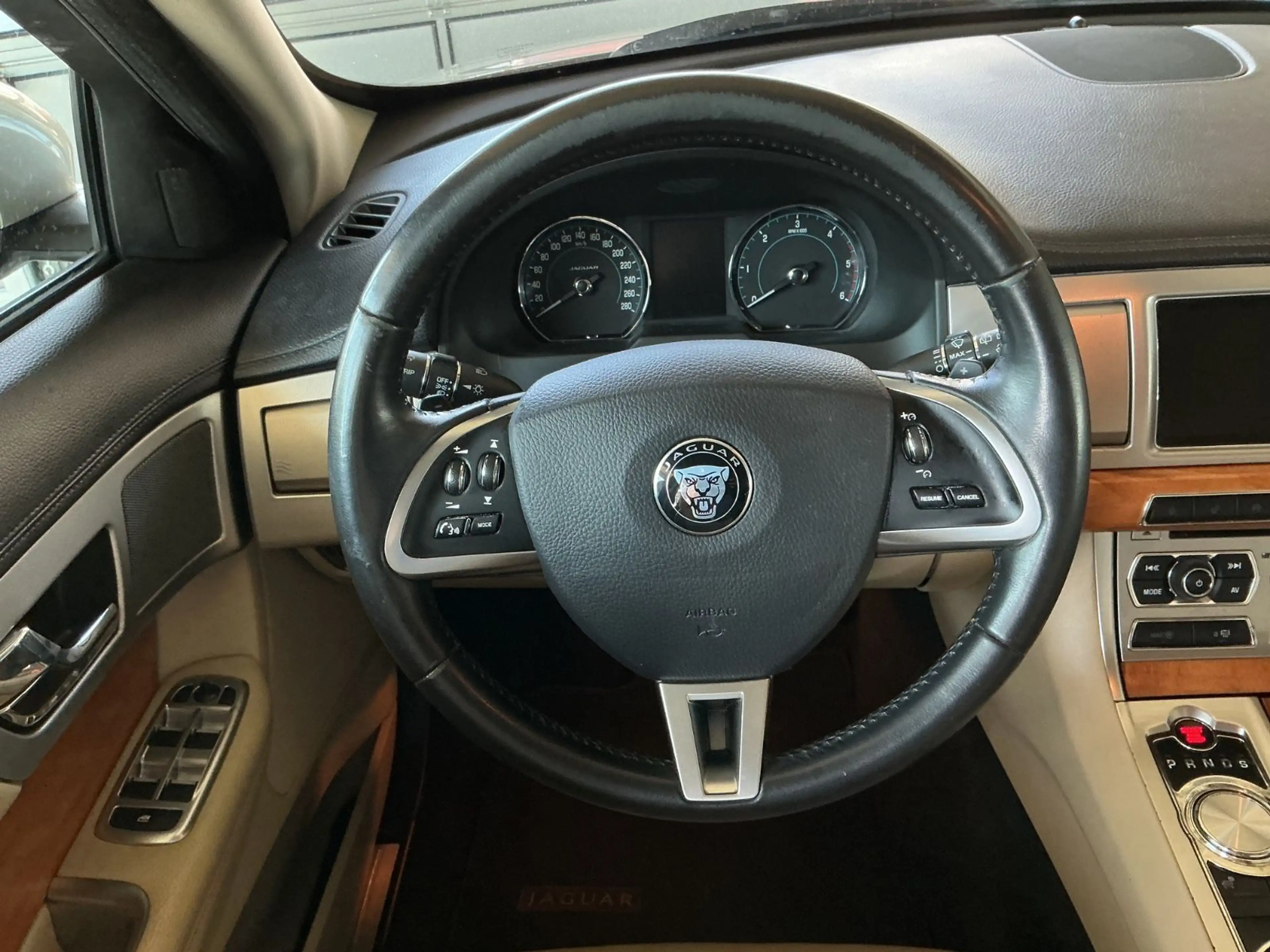 Jaguar XF Sportbrake 2.2 Diesel * Sportpaket * Tempomat — photo 15