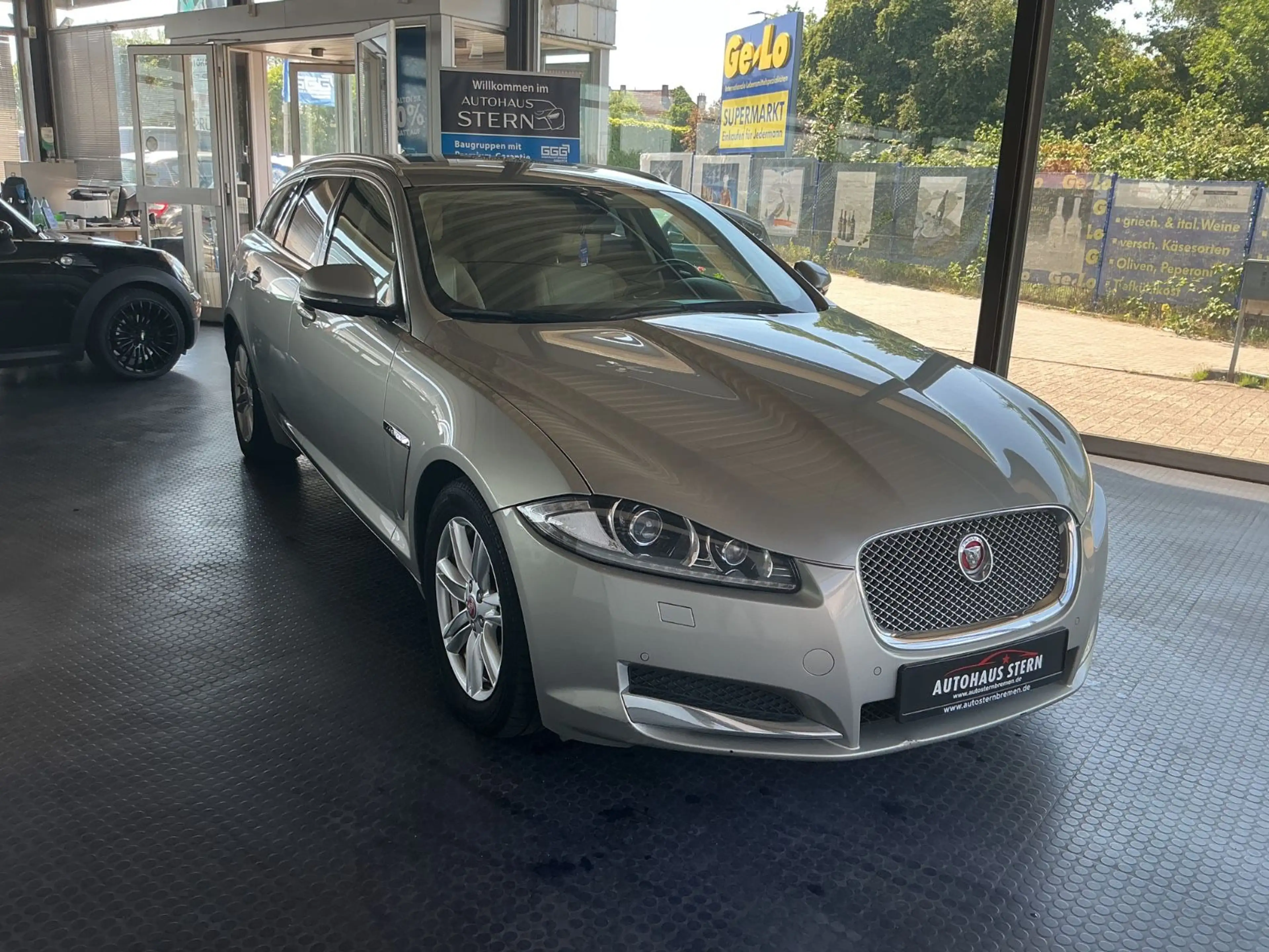 Jaguar XF Sportbrake 2.2 Diesel * Sportpaket * Tempomat