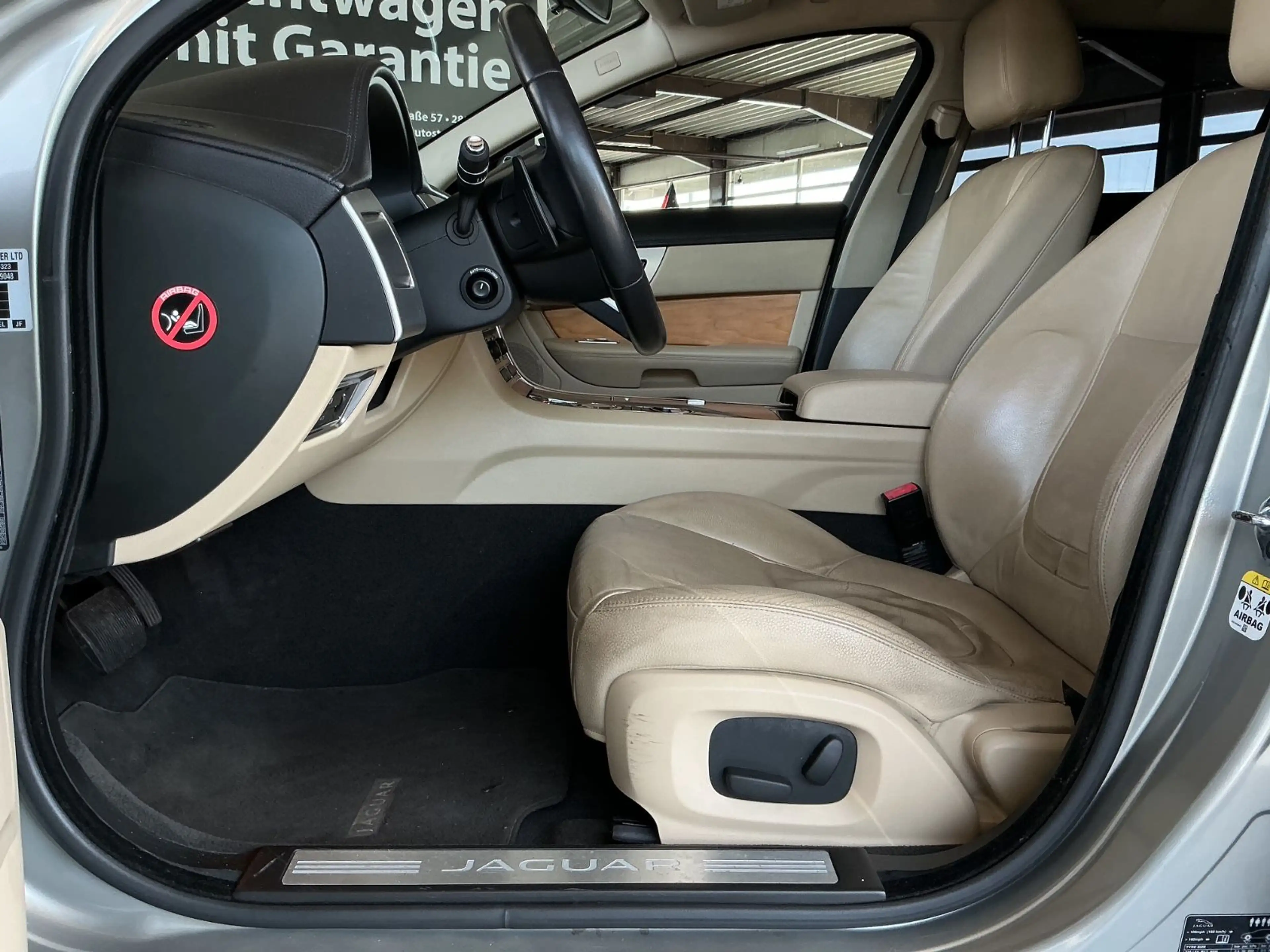 Jaguar XF Sportbrake 2.2 Diesel * Sportpaket * Tempomat — photo 14