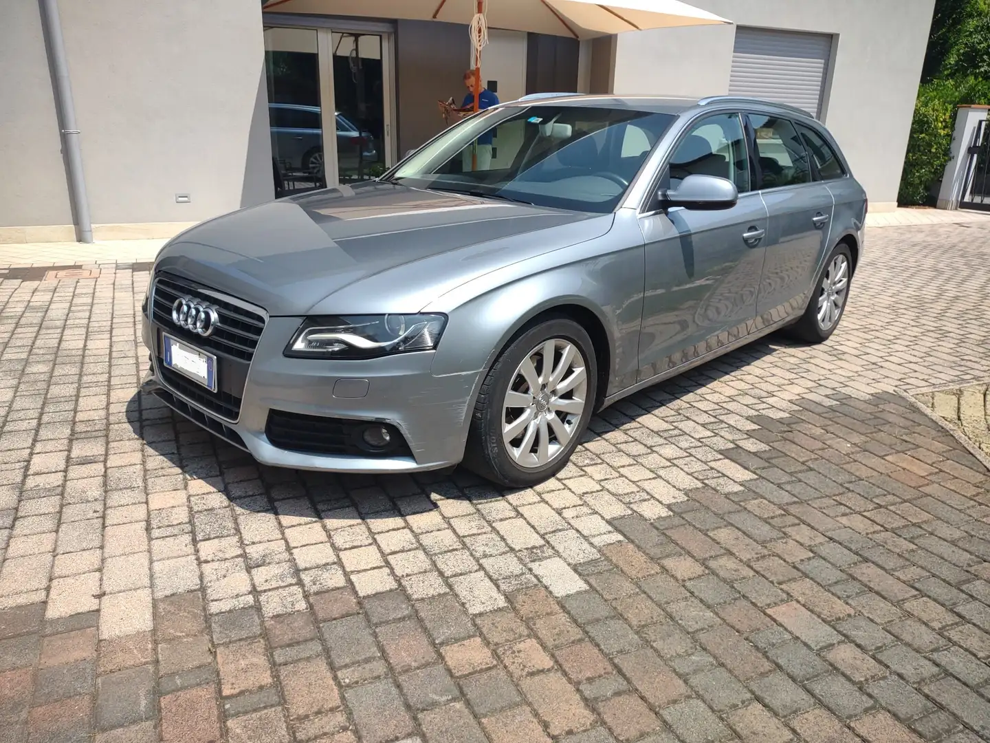 Audi A4 Avant 2.0 tdi Advanced fap - 1