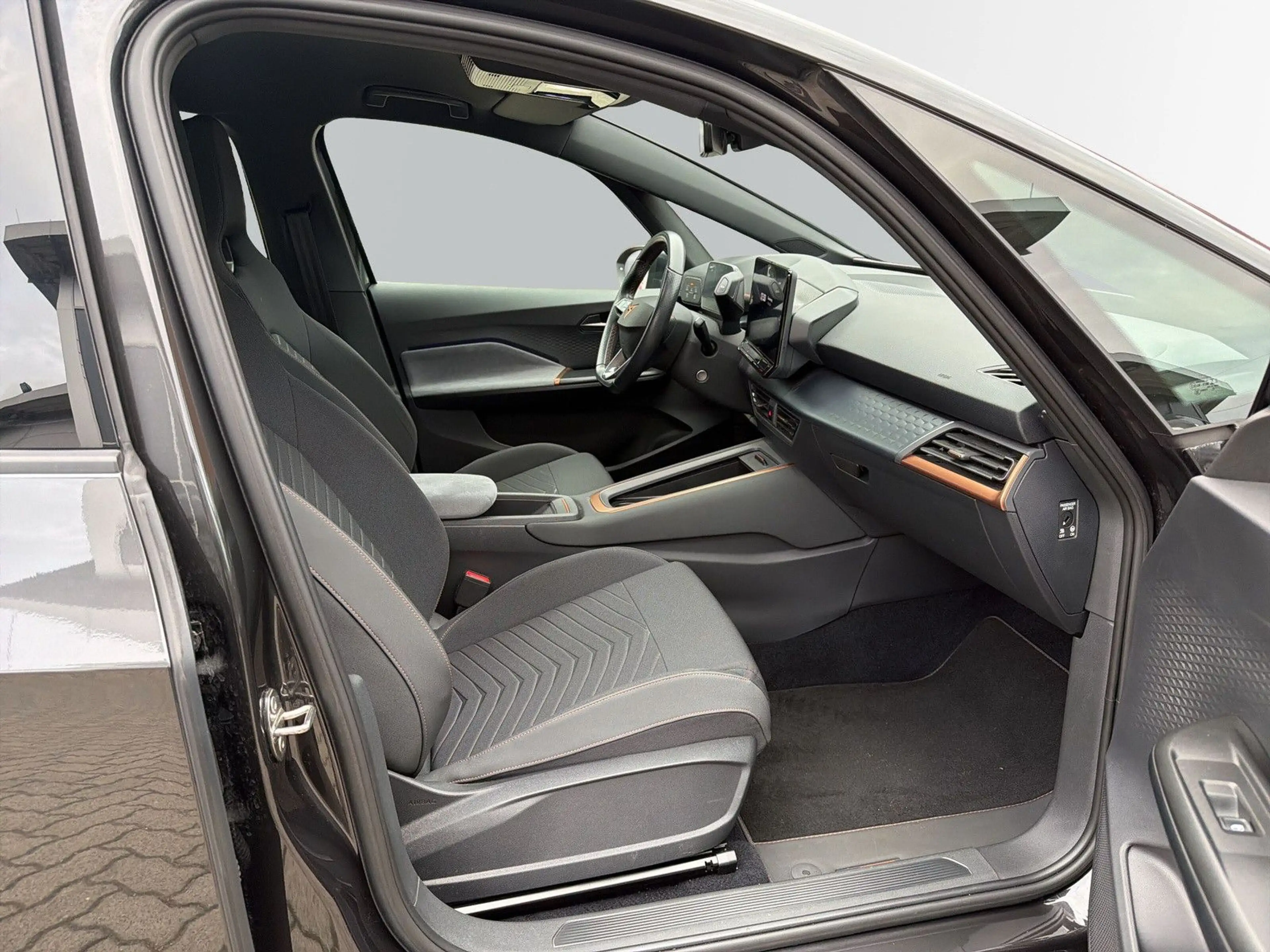 CUPRA Born *CAM *LED *AppleCar *ACC — photo 8
