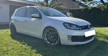 Golf VI (6) 5-Türer 2.0 DSG adidas