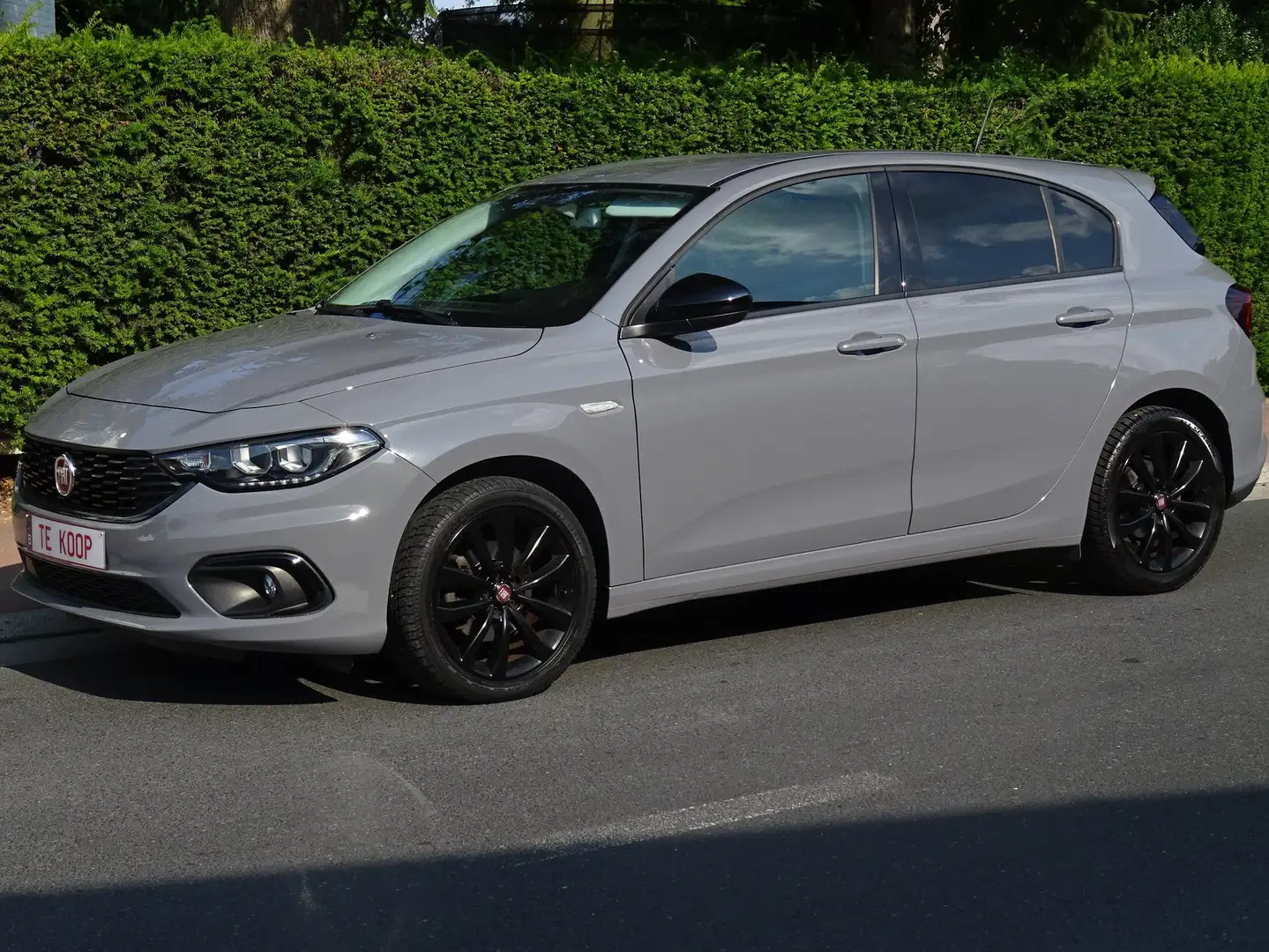 Fiat Tipo Tipo 1.4 T-Jet Business Line Gris - 1