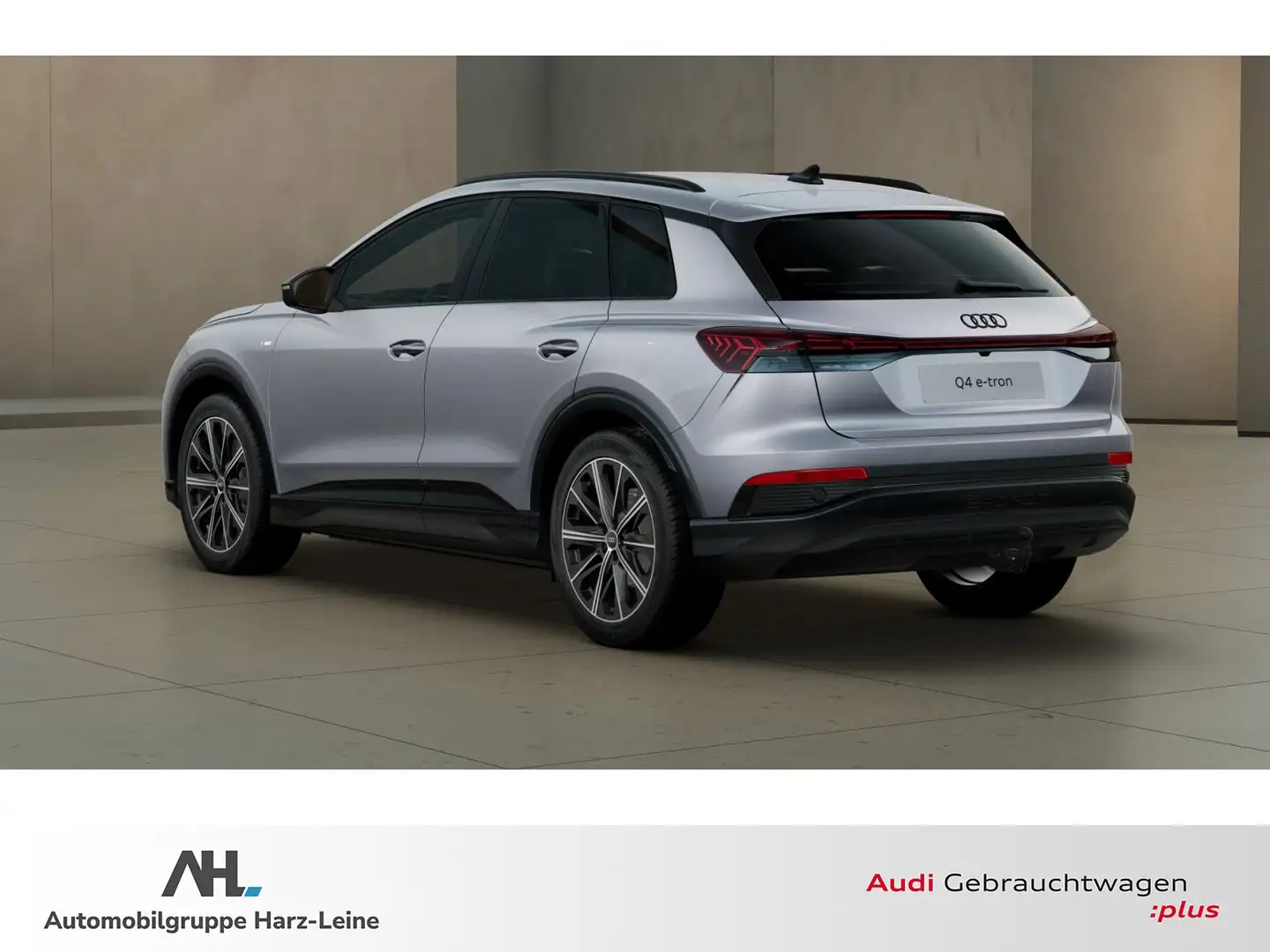 Audi Q4 e-tron 45 e-tron S line AHK Silber - 2