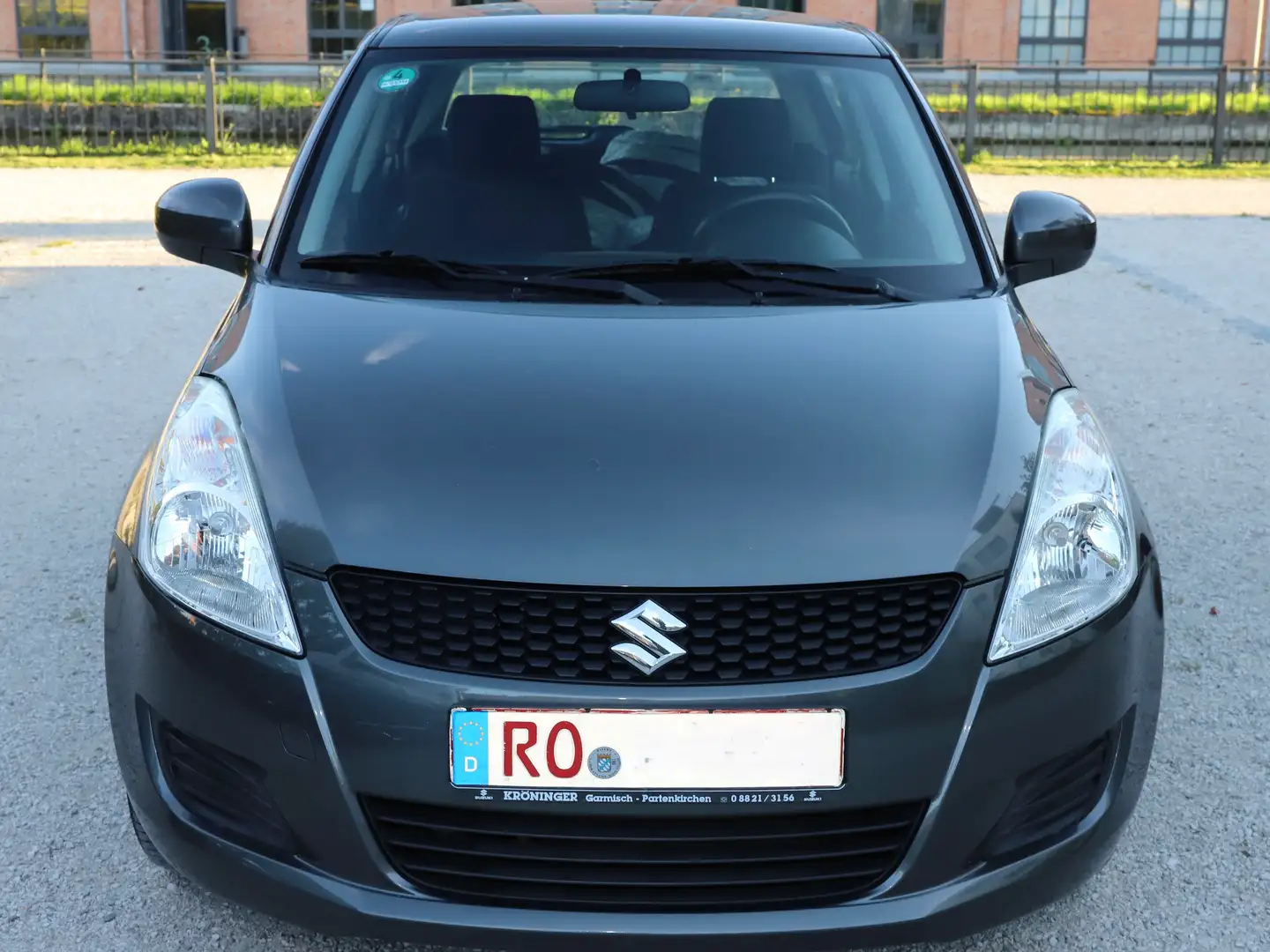 Suzuki Swift 4x4 Allrad, 2.Hand Grau - 2