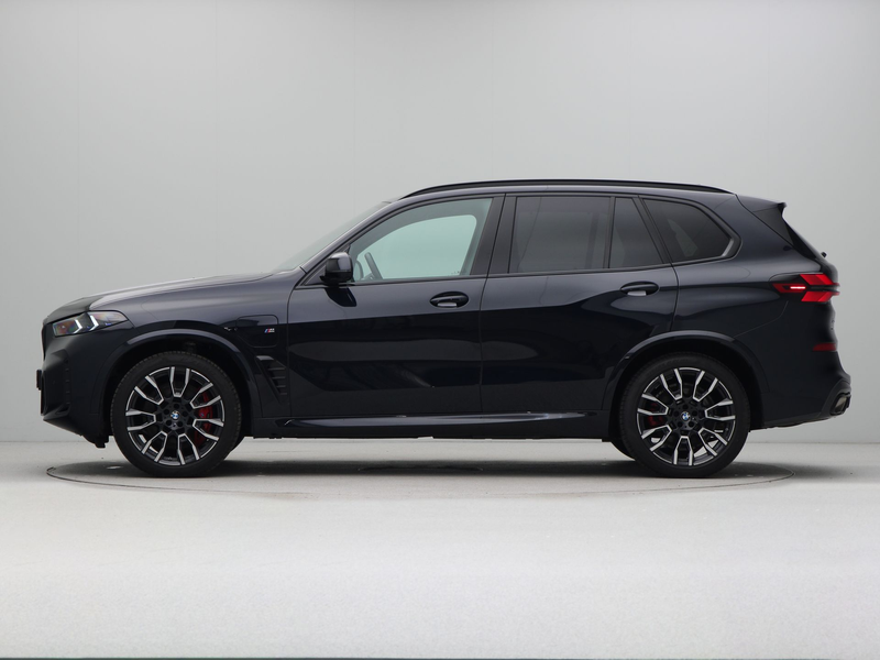 BMW X5 xDrive50e — photo 11
