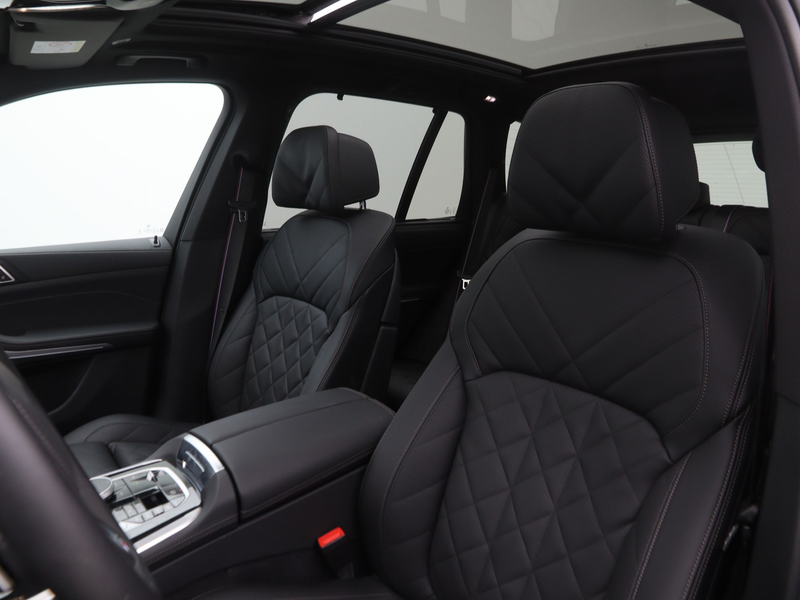 BMW X5 xDrive50e — photo 4