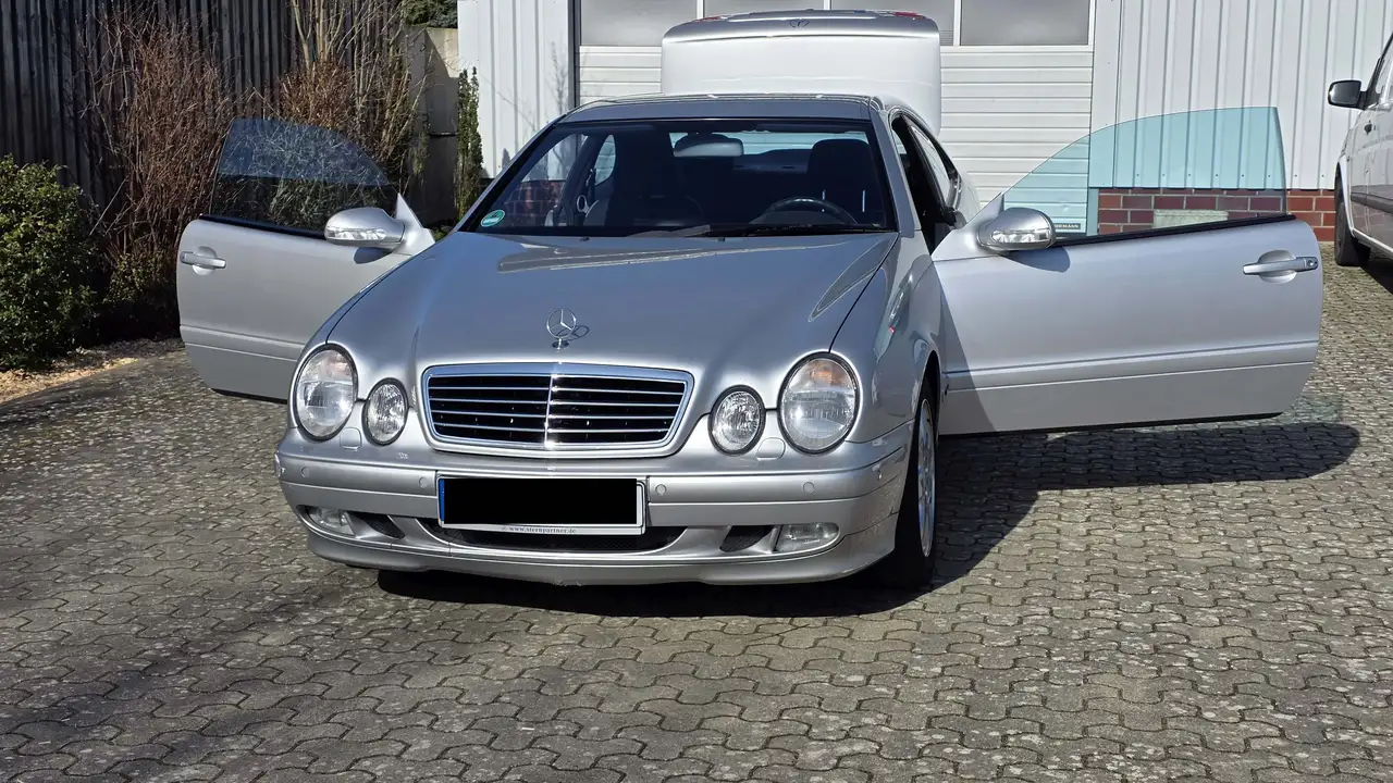 Mercedes-Benz CLK 230 CLK-Klasse Coupe Kompressor Avantgarde, foto 3