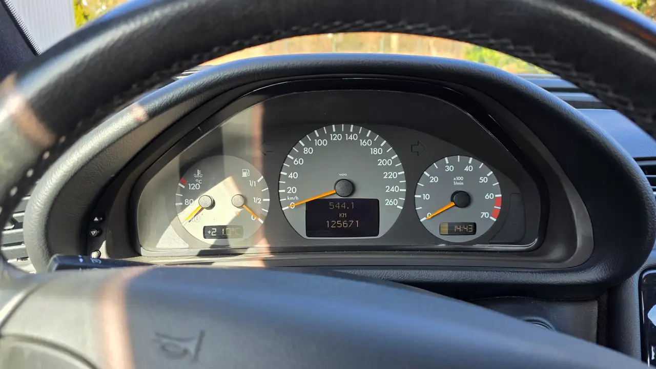 Mercedes-Benz CLK 230 CLK-Klasse Coupe Kompressor Avantgarde, foto 10