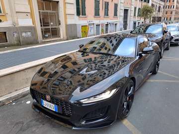 Coupe 2.0 i4 R-Dynamic Black rwd 300cv auto
