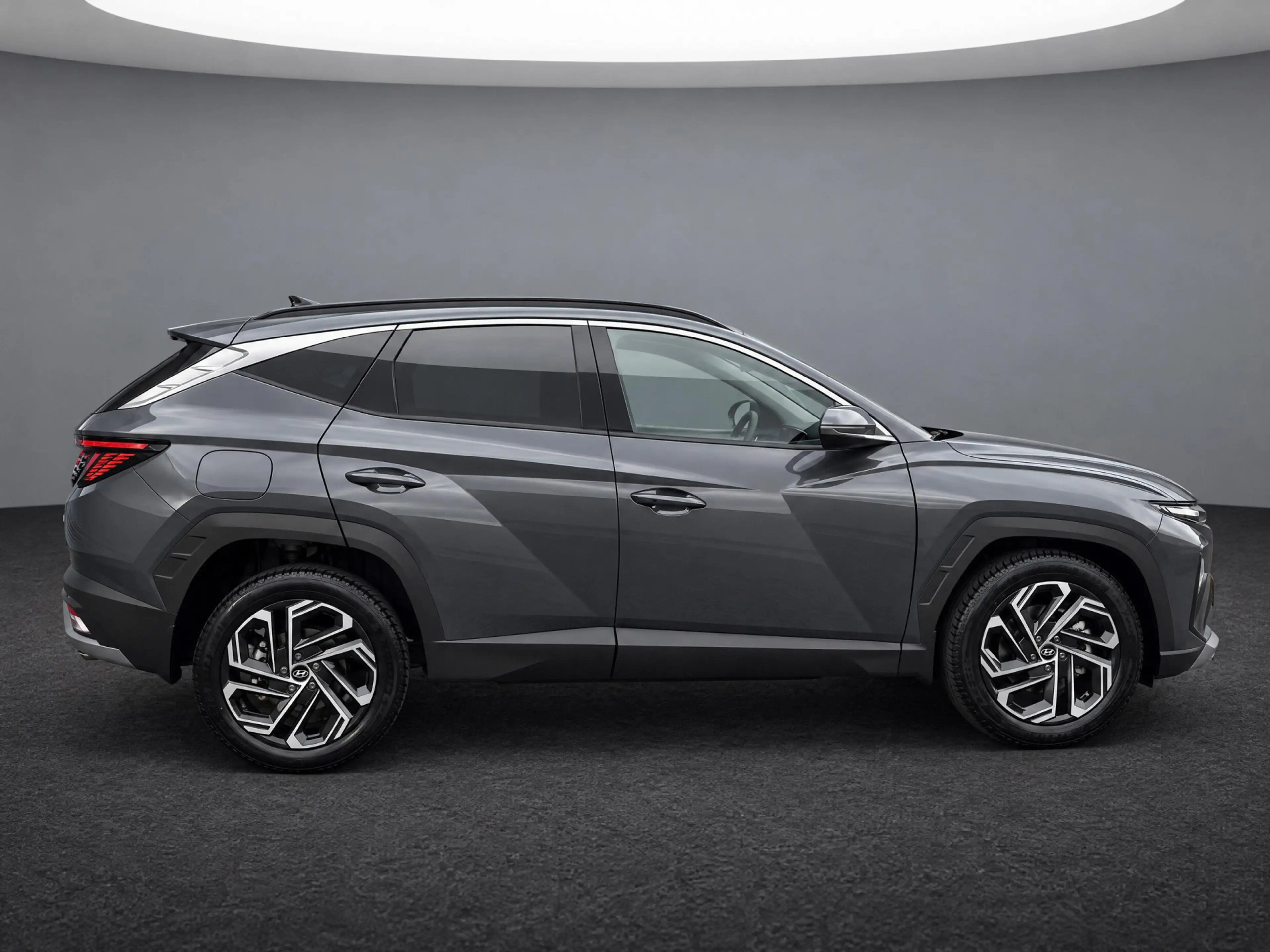 Hyundai TUCSON 1.6 T-GDI PHEV Comfort Smart ALL SEASON BANDEN | H — photo 6