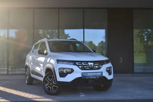 Dacia Spring view 7