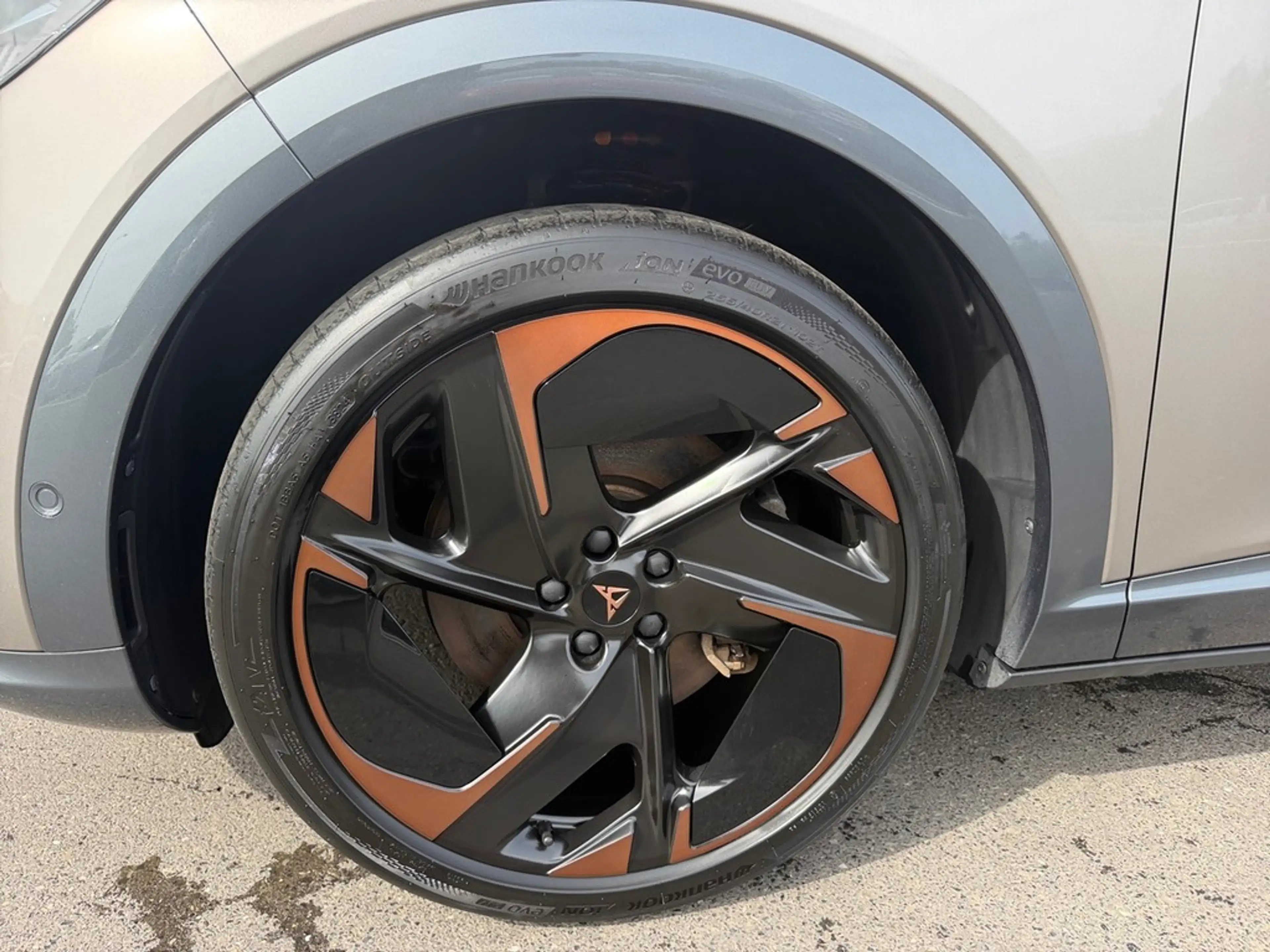 CUPRA Tavascan 250KW 4Drive VZ — photo 3