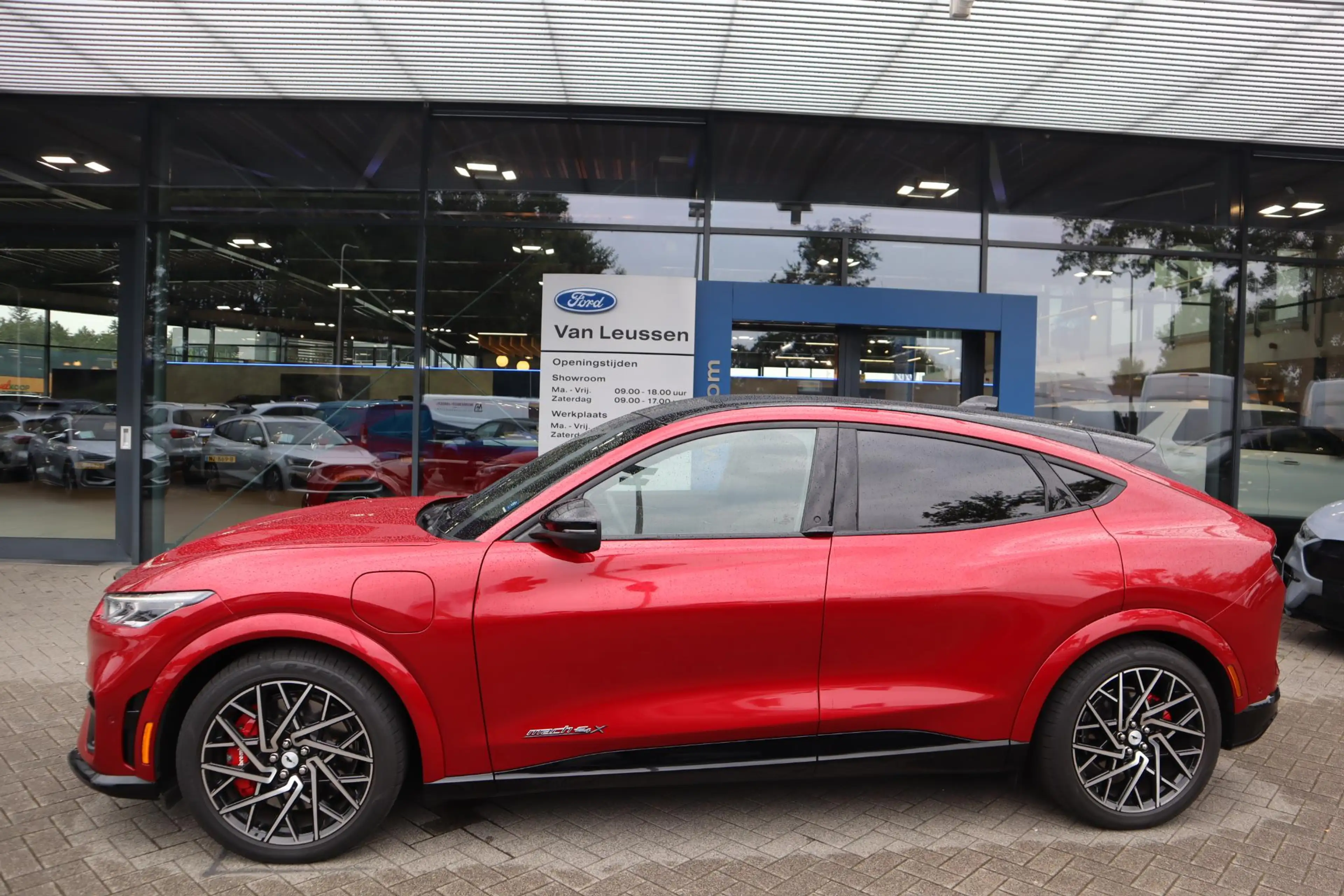 Ford Mustang Mach-E GT EXTENDED AWD 98KWH 487PK FABRIEKSAUTO!! HALF-LE — photo 2