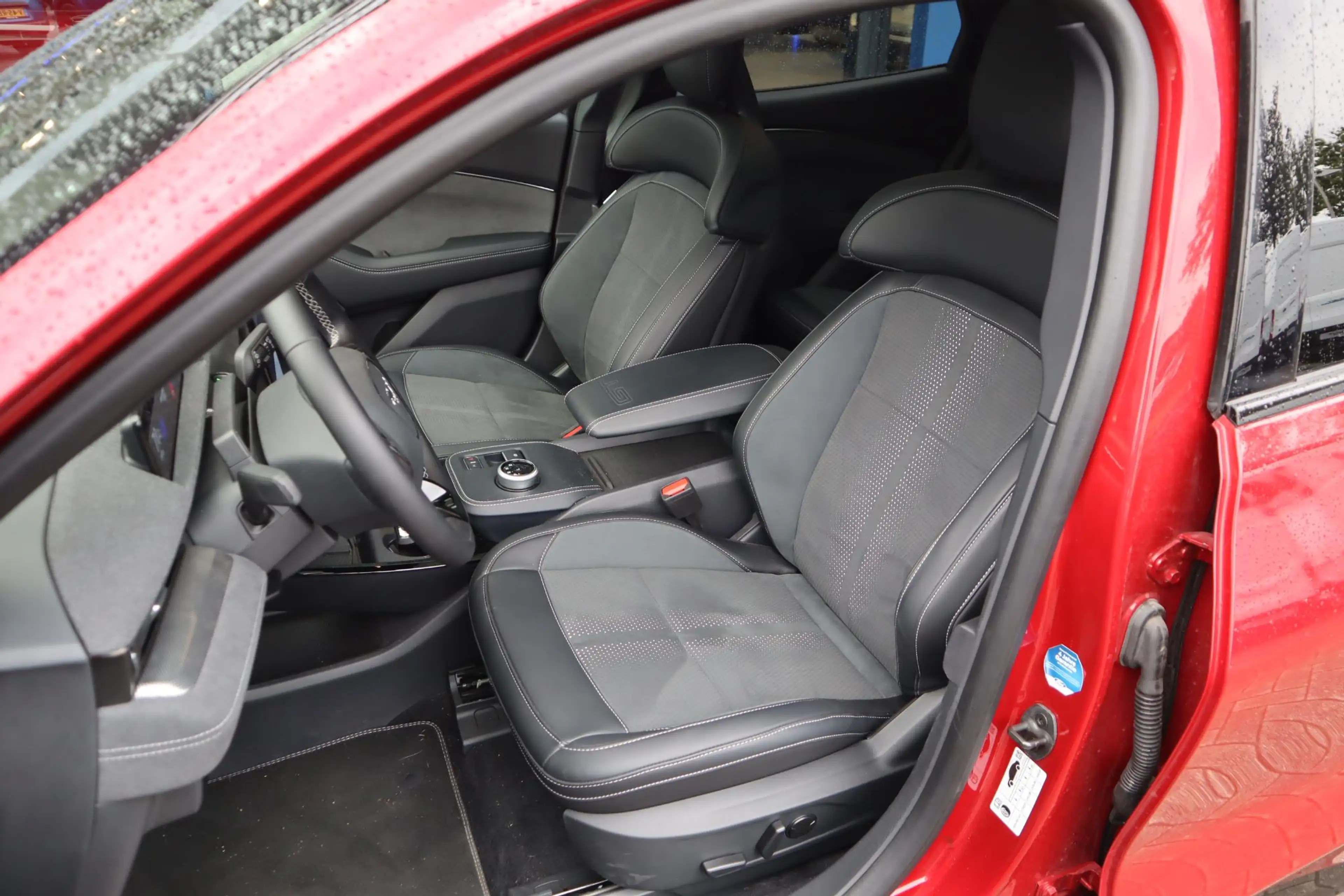 Ford Mustang Mach-E GT EXTENDED AWD 98KWH 487PK FABRIEKSAUTO!! HALF-LE — photo 18
