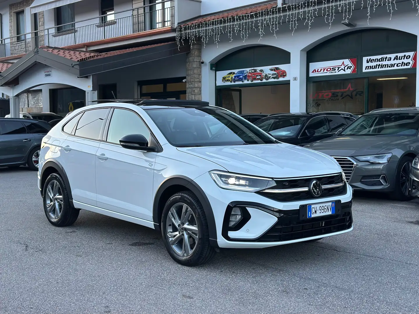 Volkswagen Taigo Taigo 1.0 tsi R-Line 115cv Blanc - 1