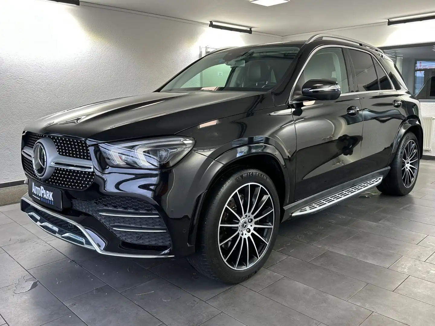 Mercedes-Benz GLE 300 d 4Matic AMG*360°*Memory*Spur*AIRMATIC* Black - 1