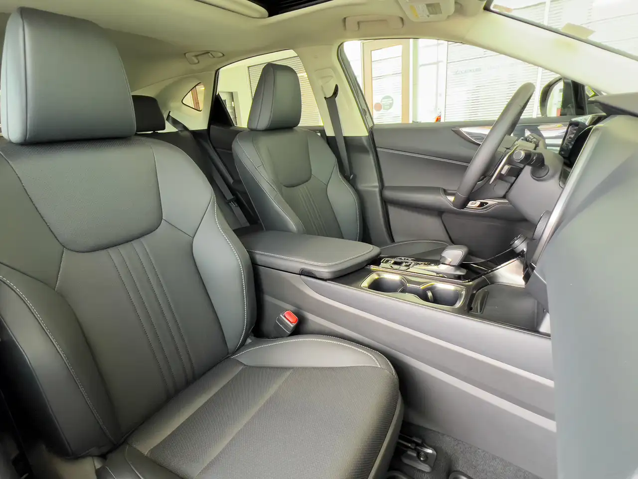 Lexus NX photo Lexus NX