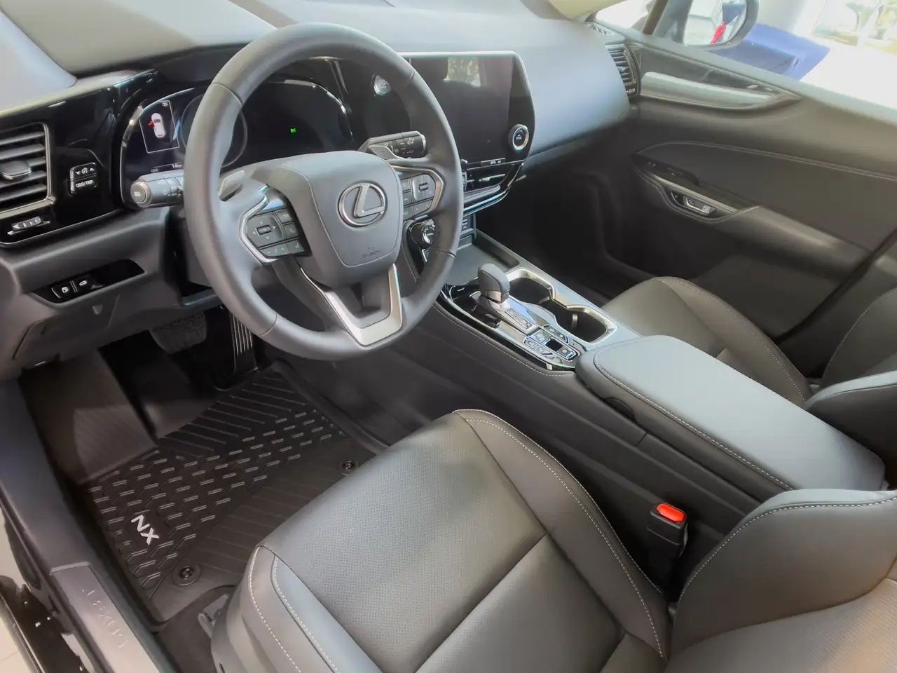 Lexus NX photo Lexus NX