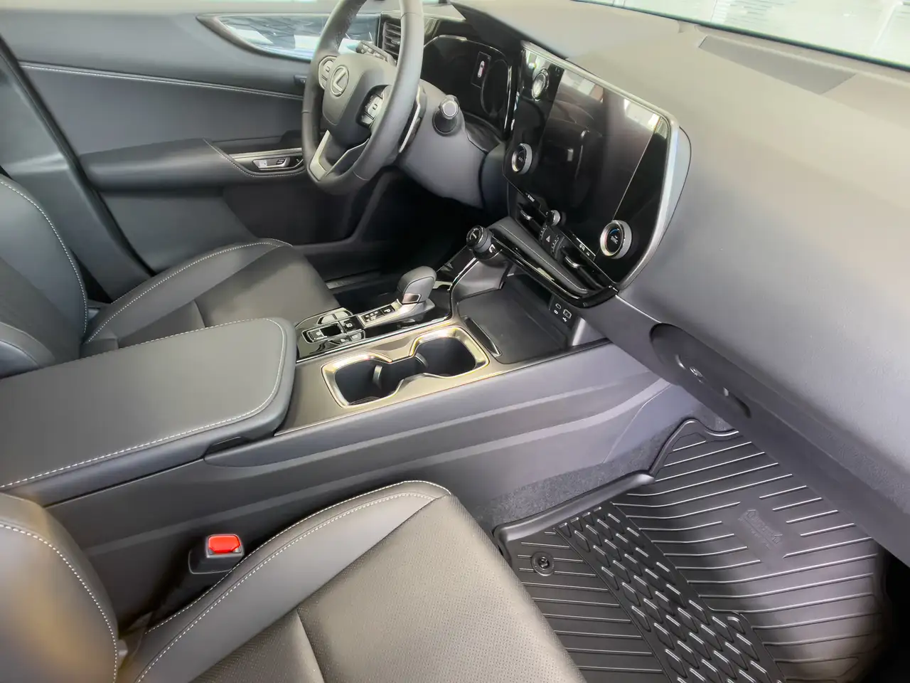 Lexus NX photo Lexus NX