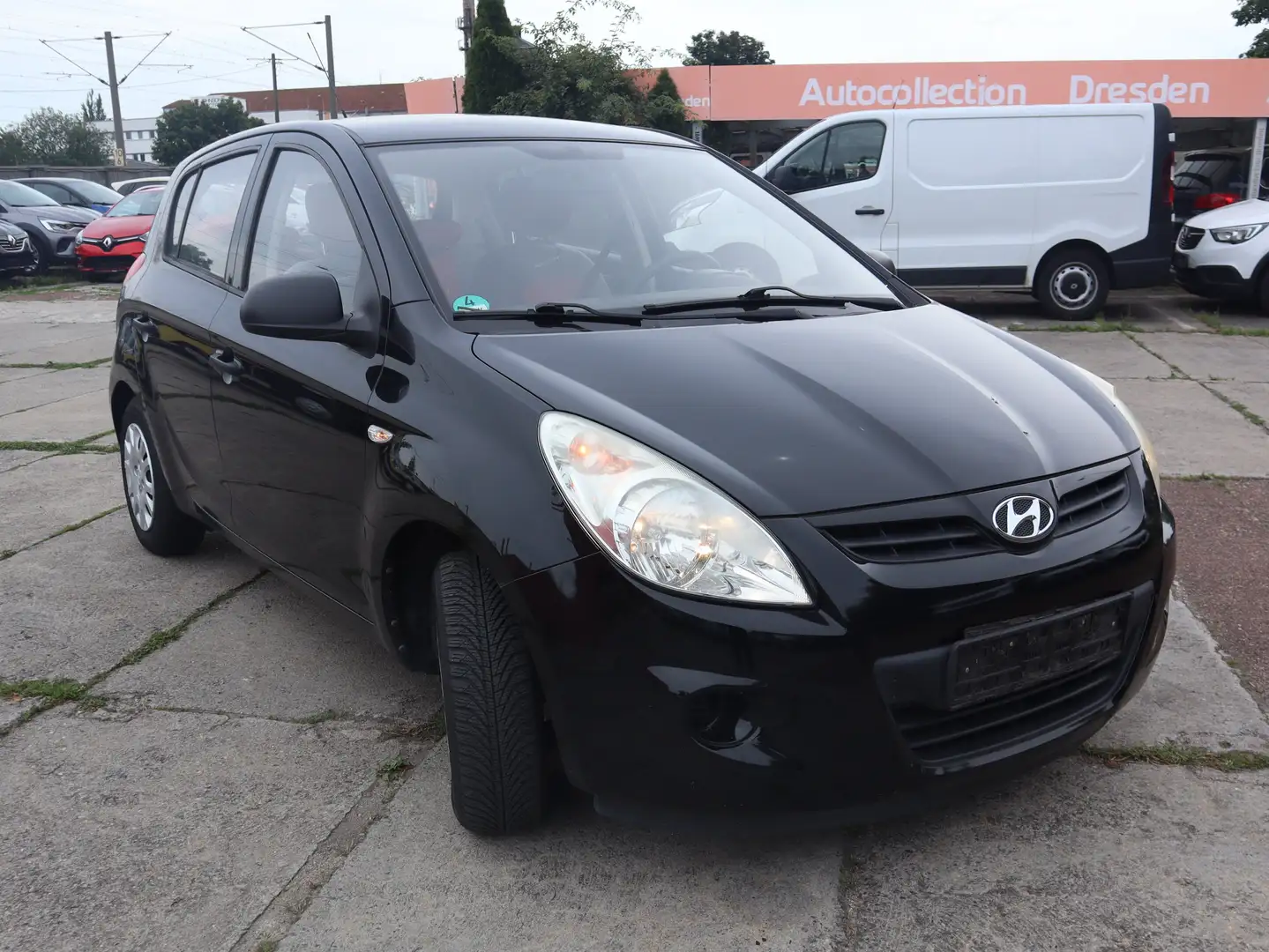 Hyundai i20 Classic Negro - 1
