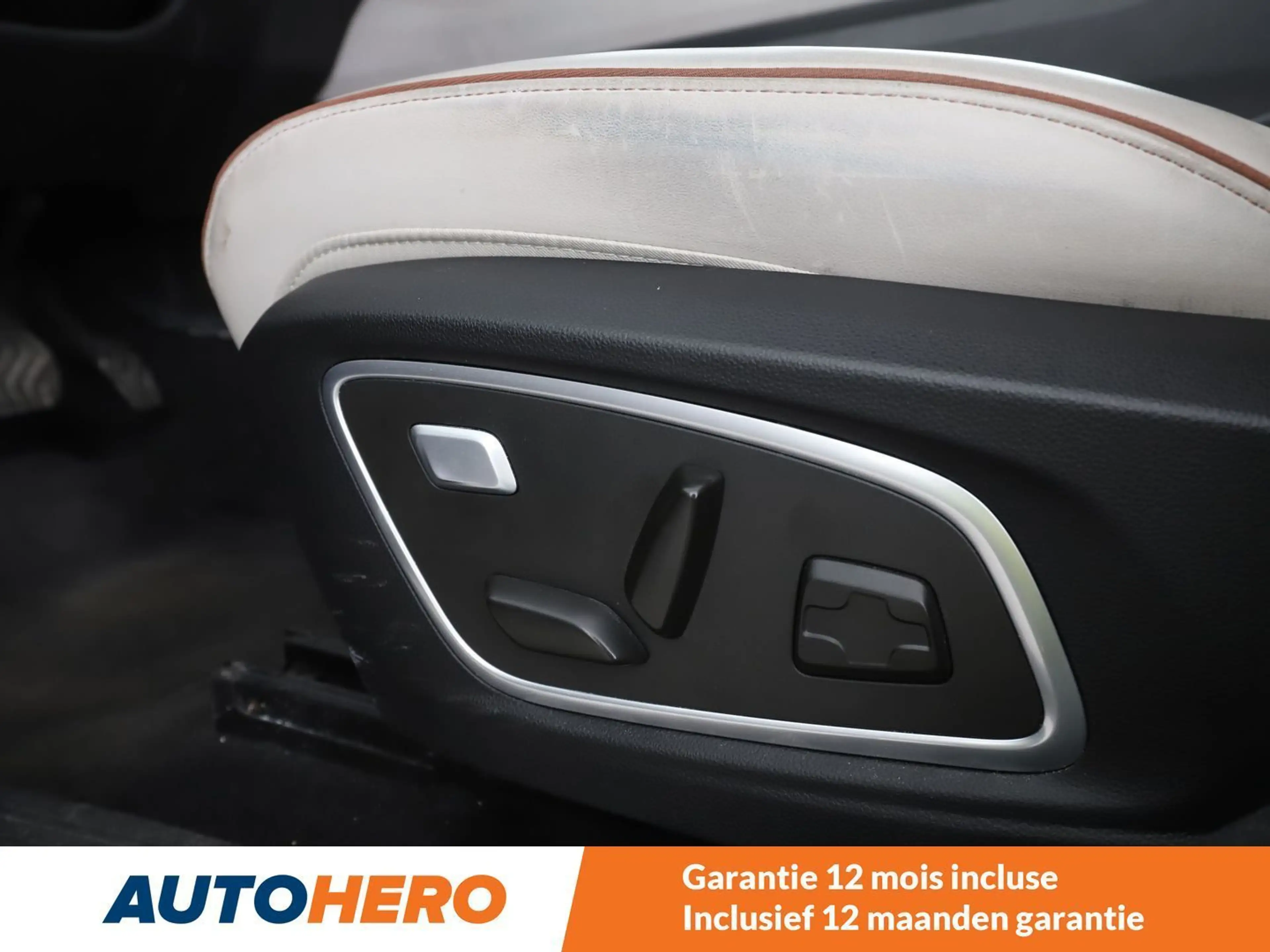 Renault Grand Espace 1.2 E-Tech Hybrid Iconic — photo 9