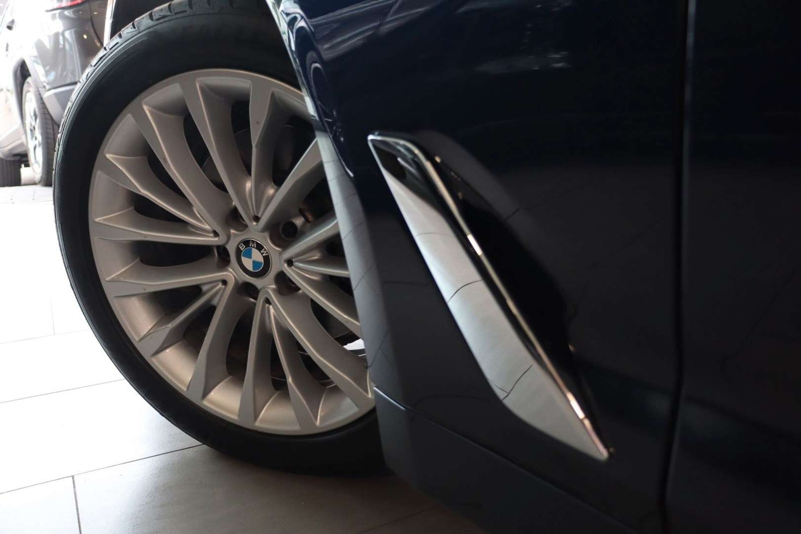 BMW Série 5 520d Luxury - 2019 - Joinsteer - #9