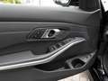 BMW 320 d Touring xDrive M-Sport AHK HUD LED ACC Noir - thumbnail 25