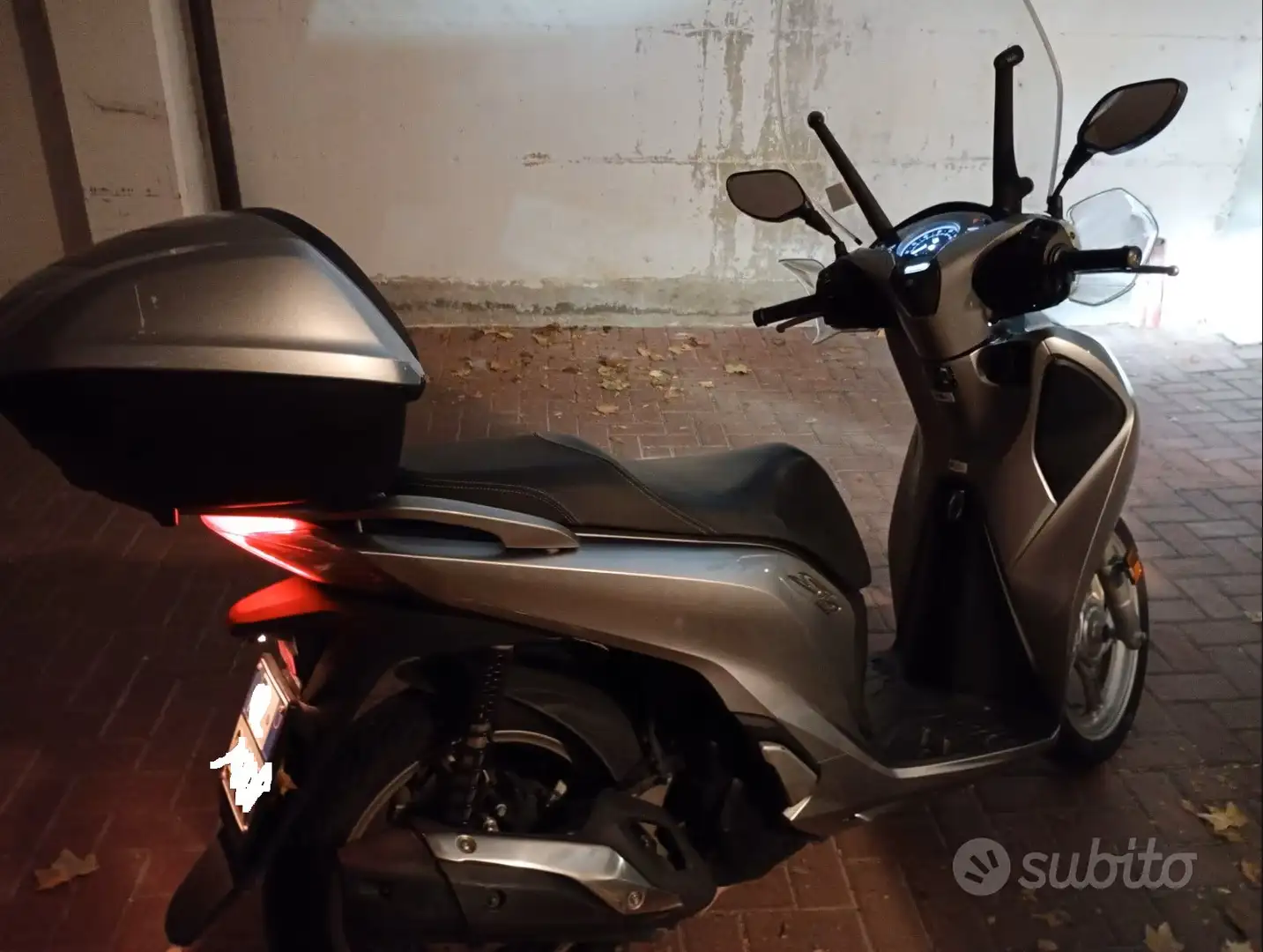 Honda SH 150i ABS Argent - 1