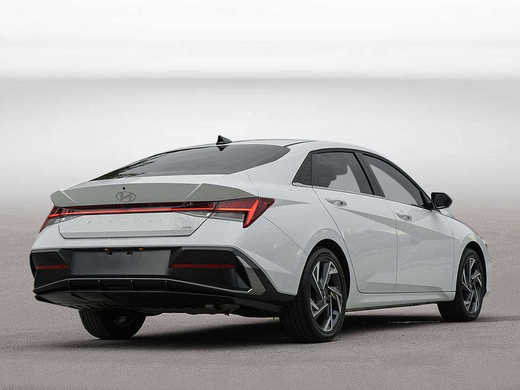 2025 Hyundai Elantra Hybrid