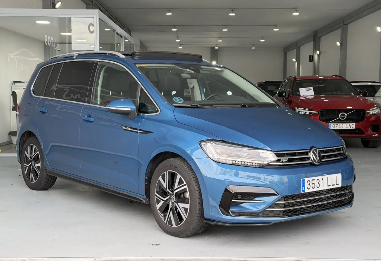 Volkswagen Touran 2.0TDI CR BMT Sport DSG7 110kW Azul - 2