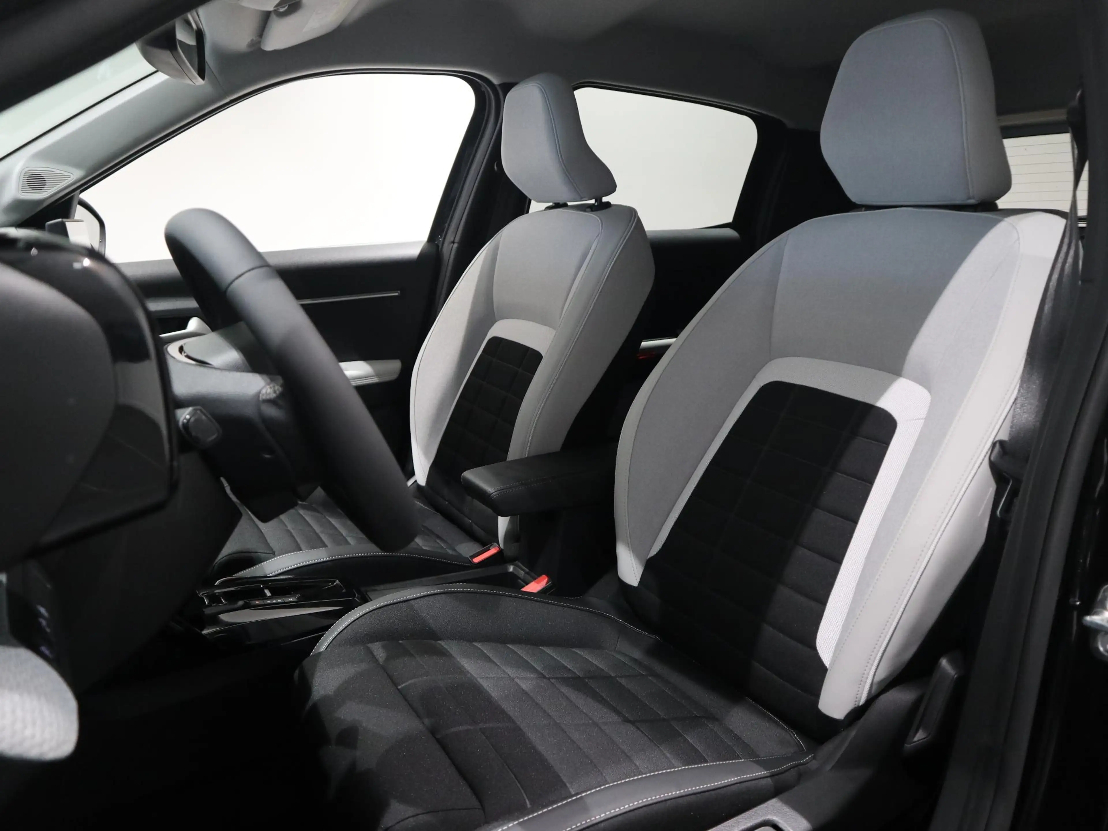 Citroen E-C3 Max 113pk 44 kWh CAMERA - AIRCO - VOORRAAD — photo 5