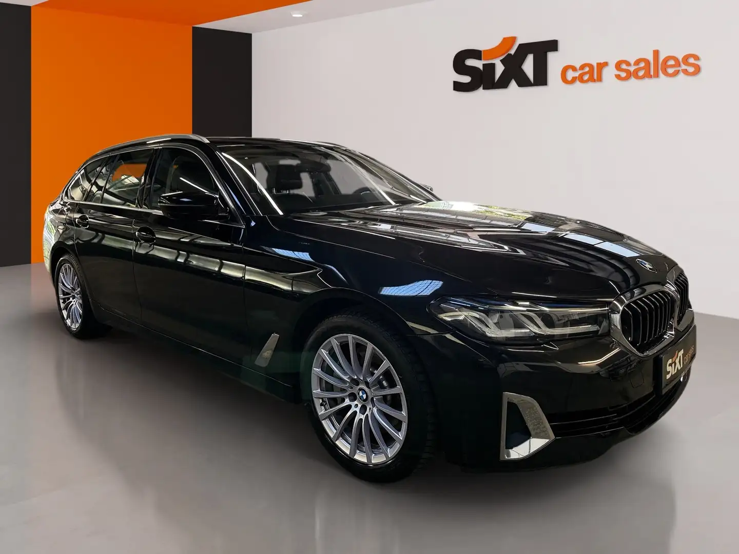 BMW 530 i xDr Luxury Laser|PAN|HUD|PA+360|ACC|4xSHZ|AHK Noir - 1