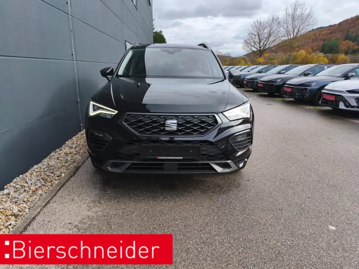 SEAT Ateca 1.5 TSI FR KAMERA ACC LED Zwart - 1