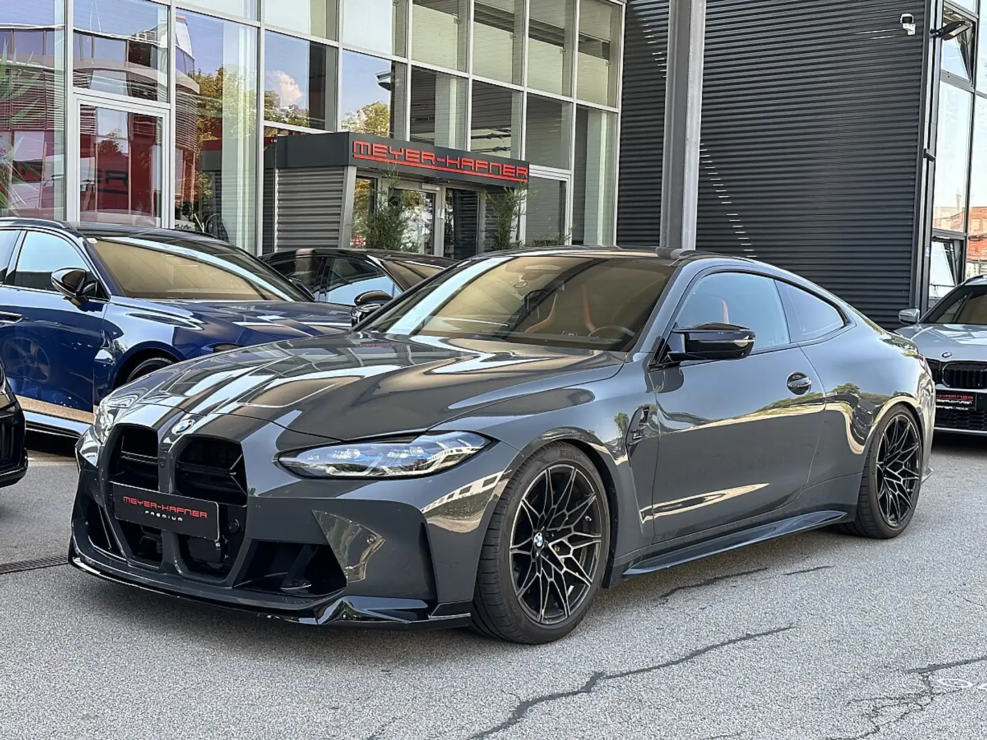 BMW M4 Competition M xDrive Aut. / Carbonschalensitz /... Grau - 1