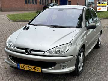 1.6-16V Griffe 5-Drs ECC Audio-CD Leder Sportstoel