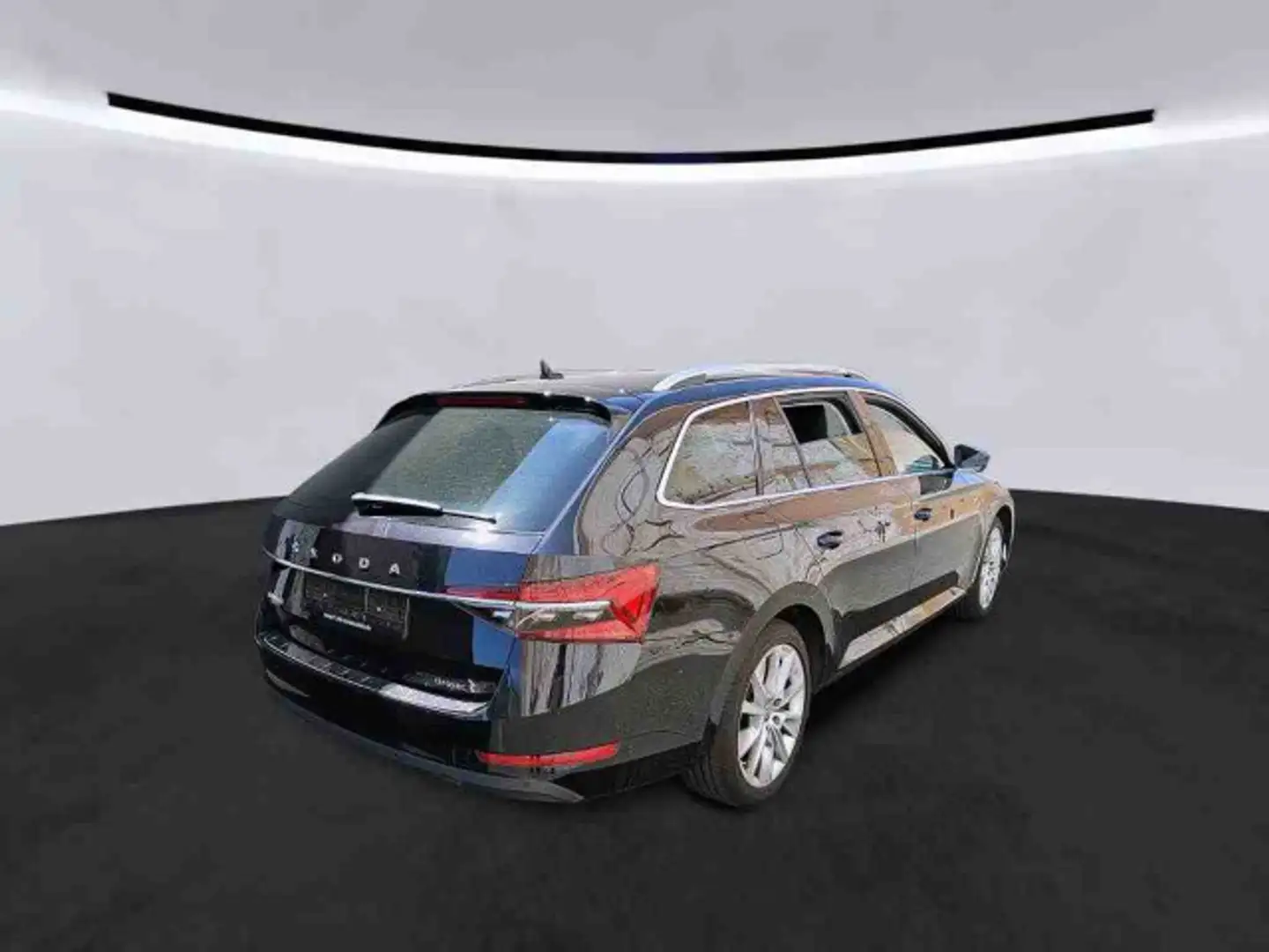 Skoda Superb Combi 2.0 TDI DSG LED Navi 360° Stdhz AHK Schwarz - 2