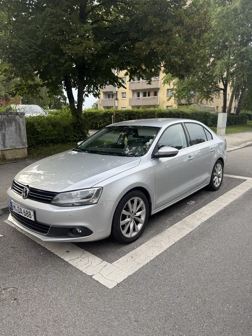 Volkswagen Jetta 2.0 TSI DSG Highline - 1