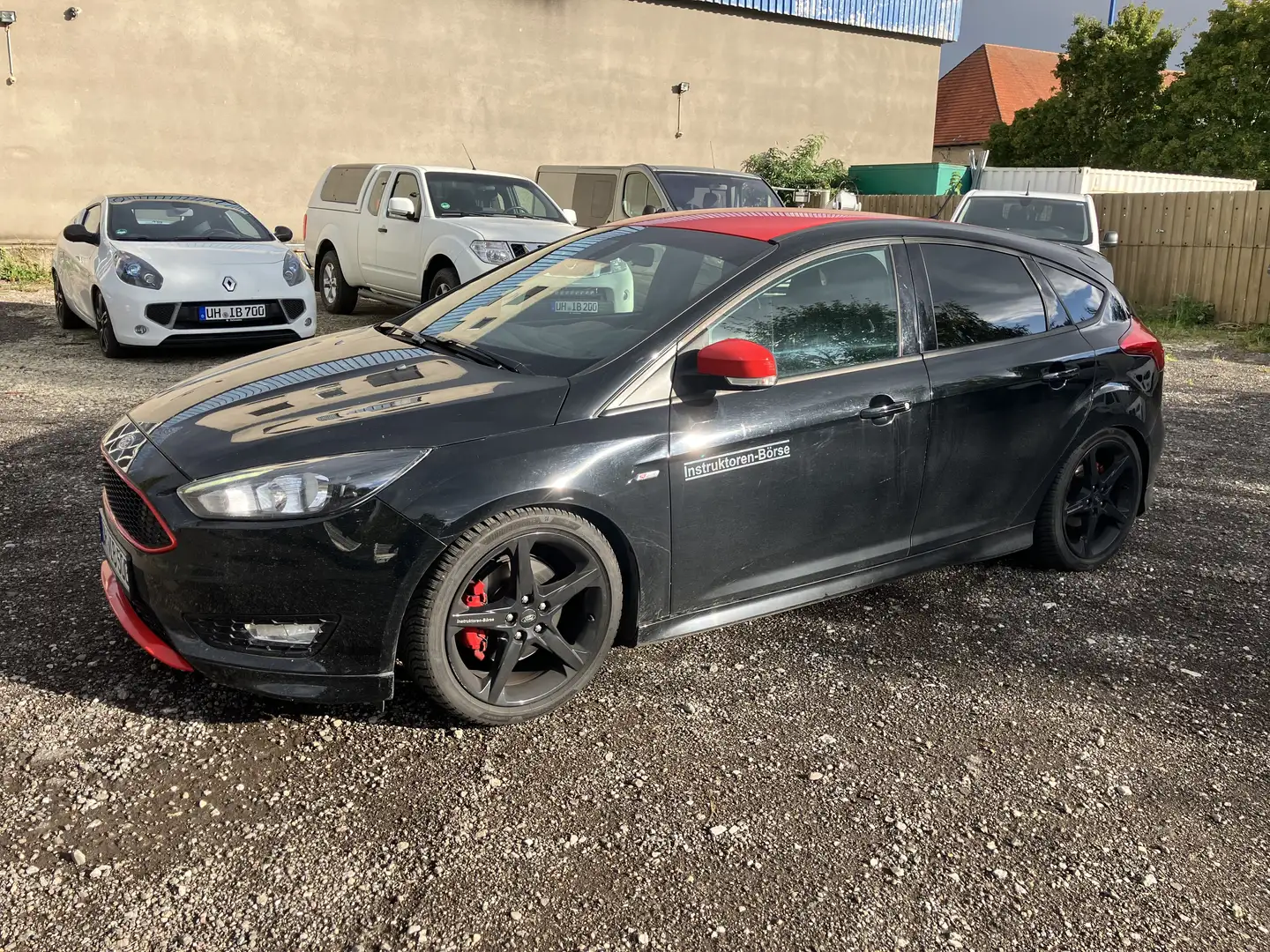 Ford Focus 1.5 EcoBoost ST-Line verstärkter Motor Schwarz - 1