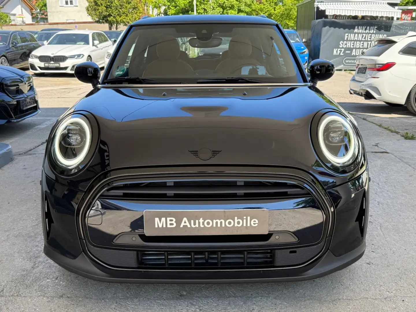 MINI Cooper Classic Trim*LED*PANO*HUD*LED*KAMERA* Schwarz - 2