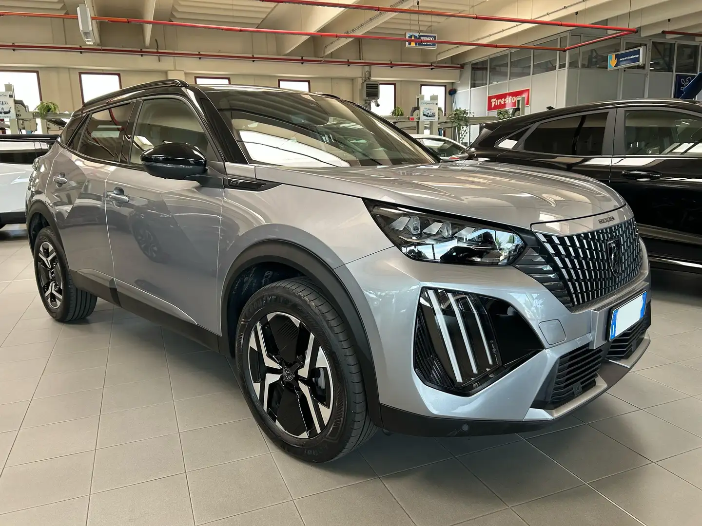 Peugeot 2008 2008 II 2023 1.2 puretech GT EAT8 130CV Grigio - 2