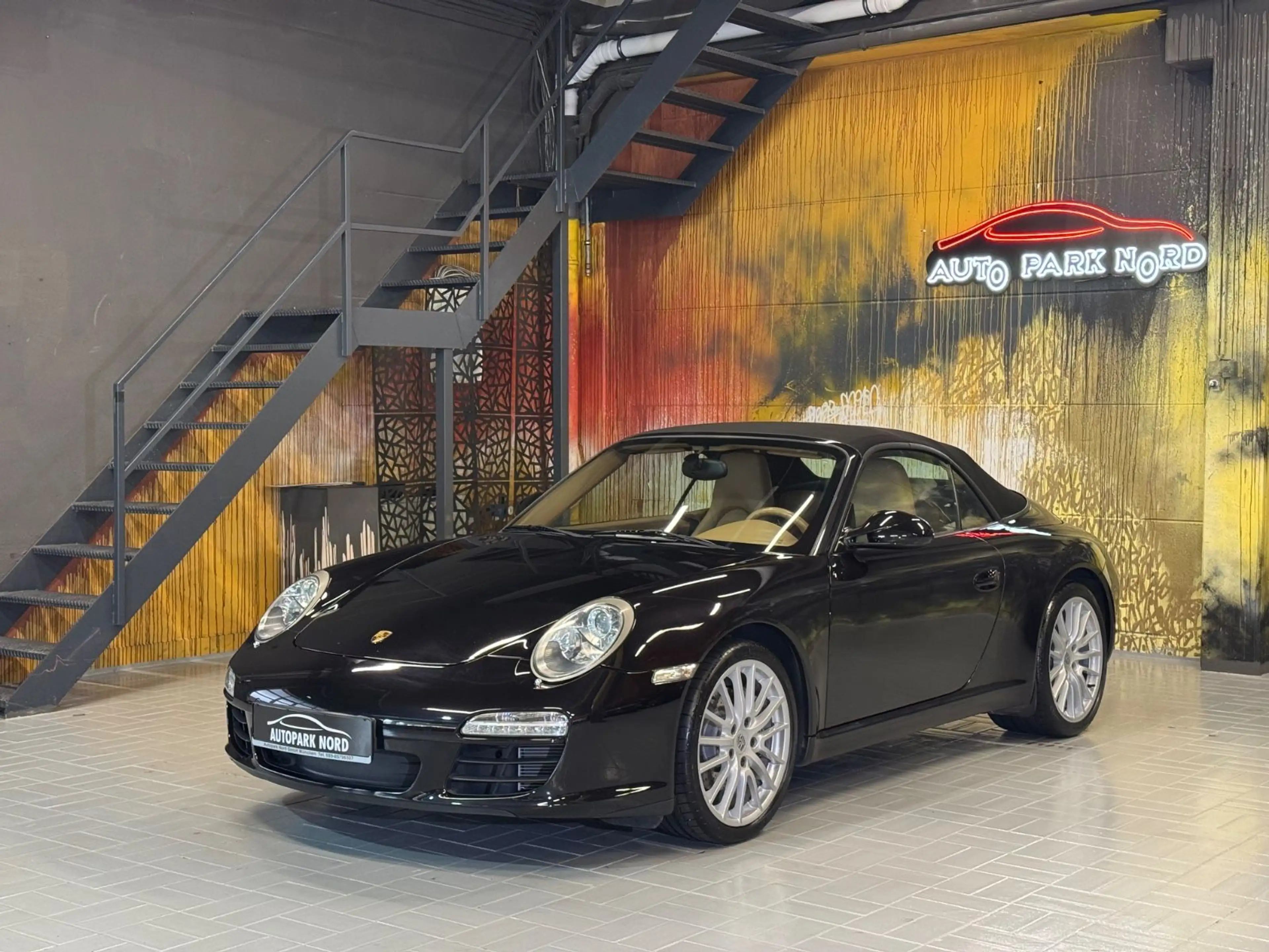 Porsche 911 Carrera Cabrio Aut. NAVI~XENON~LEDER~SHZ — photo 3