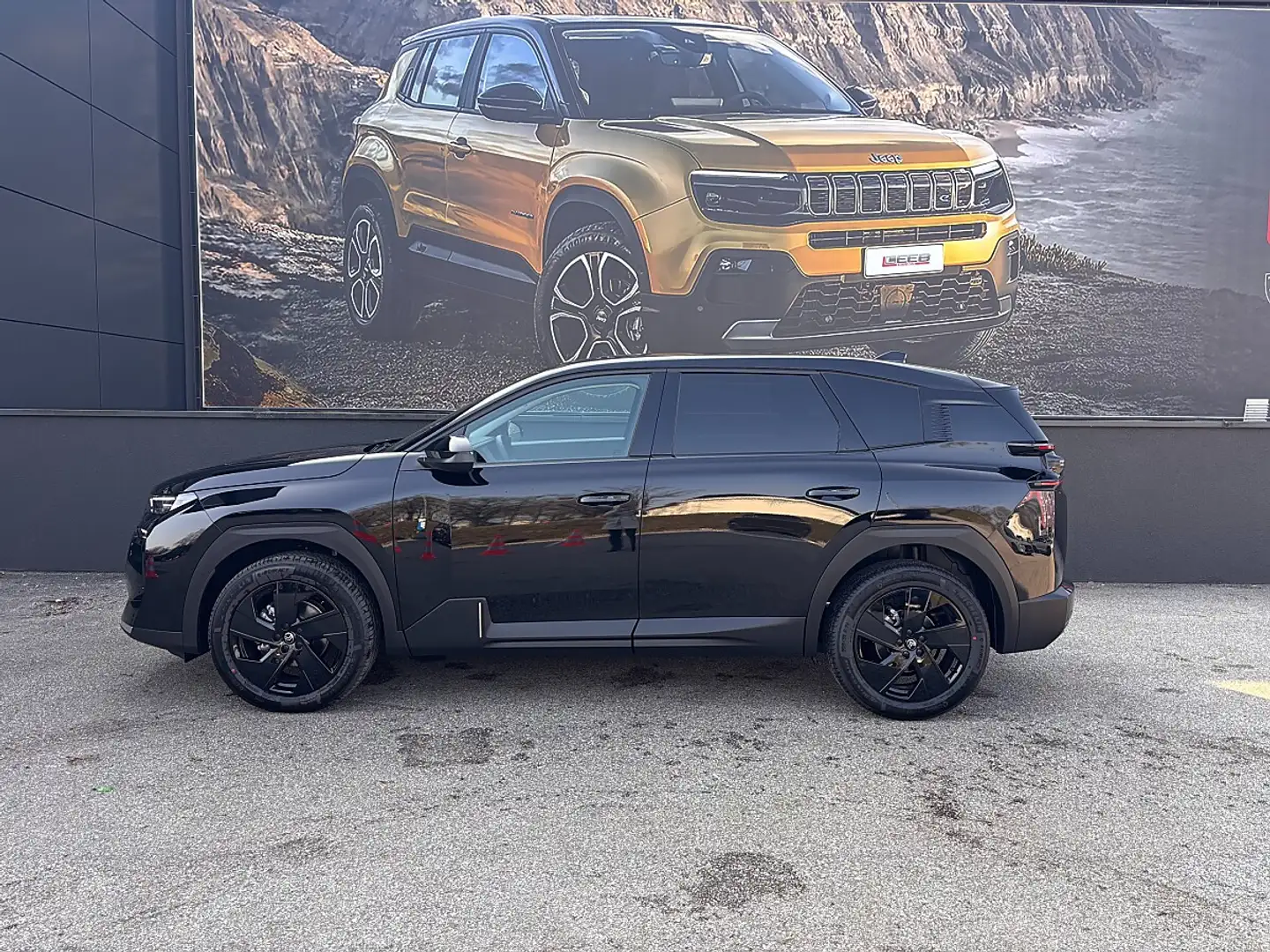 Citroen C5 Aircross mHEV 145 Max Aut. inkl. AHK, Panorama-Dach, Sto... Schwarz - 2