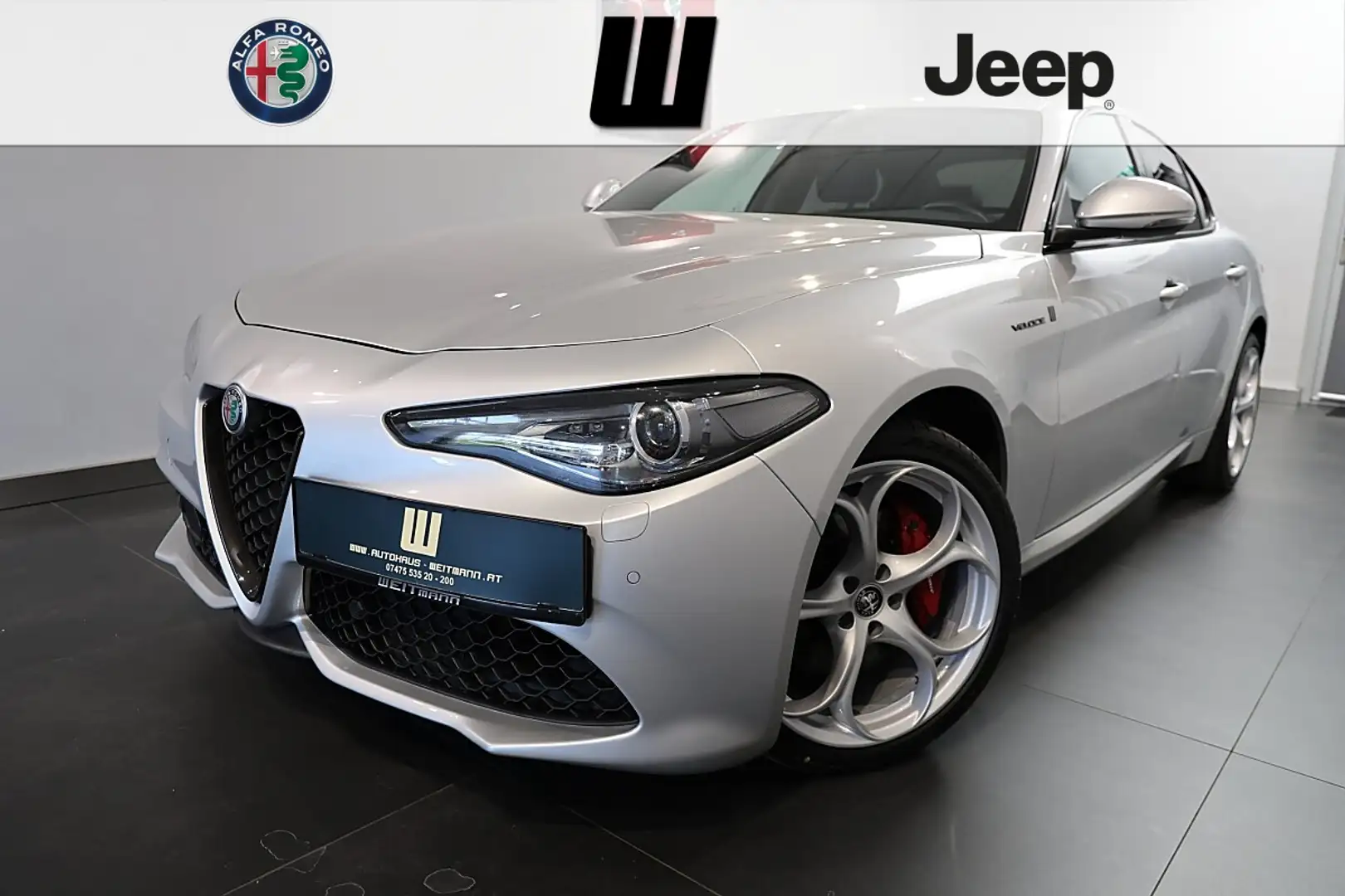 Alfa Romeo Giulia Ti + Veloce Paket 2,0 280 AT8 Q4 Silber - 1