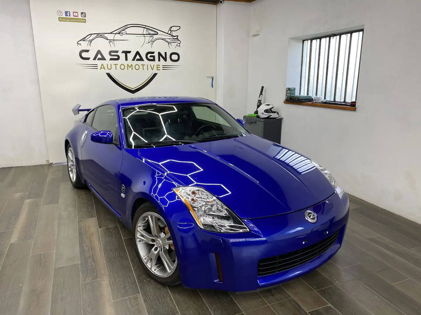 Nissan 350Z Coupe 3.5 V6 Lev1 plava - 1